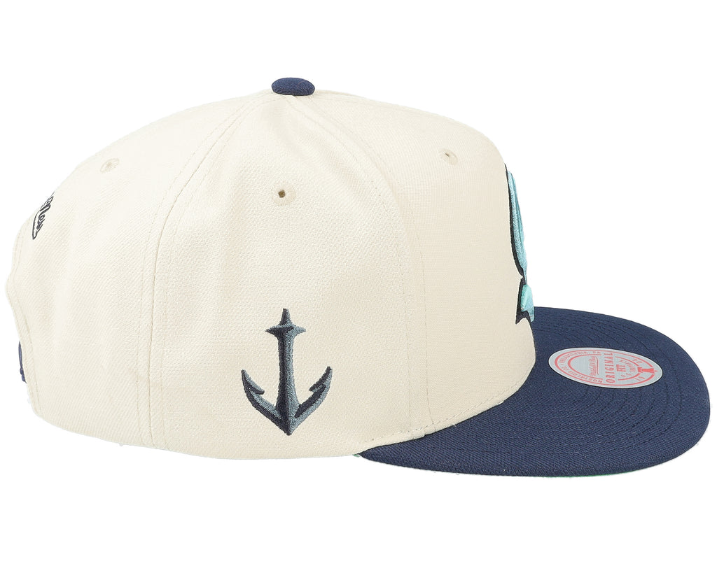 Mens Mitchell & Ness NHL VINTAGE OFF-WHITE SNAPBACK KRAKEN