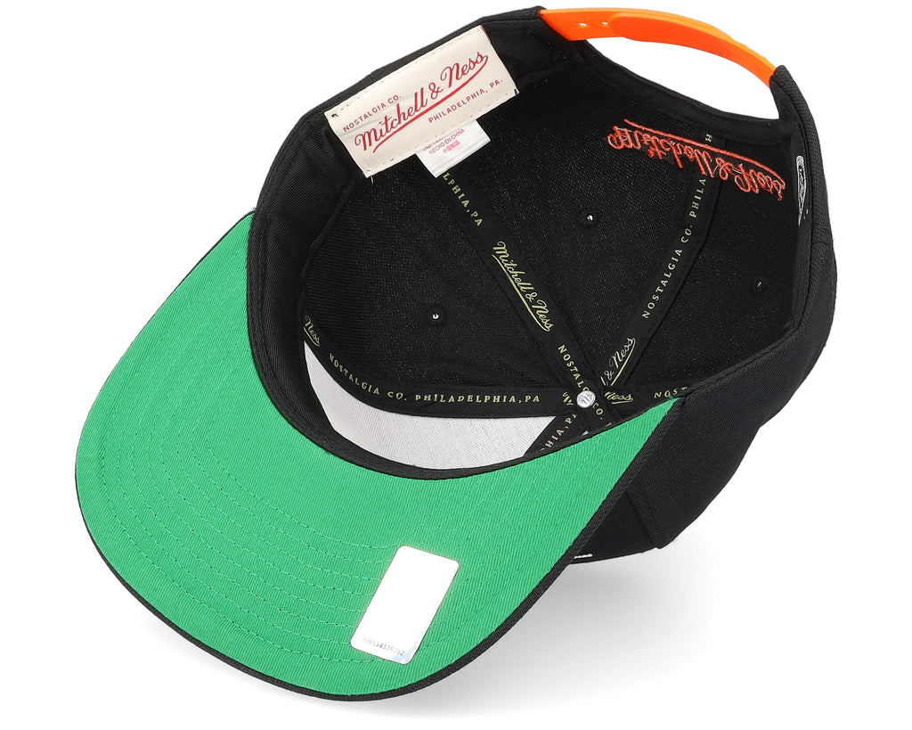 Mens Mitchell & Ness NHL RETRO LOCK UP SNAPBACK DUCKS
