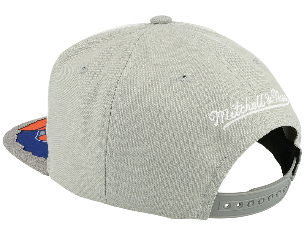 MENS MITCHELL & NESS NBA MUNCH TIME SNAPBACK HWC KNICKS - GREY