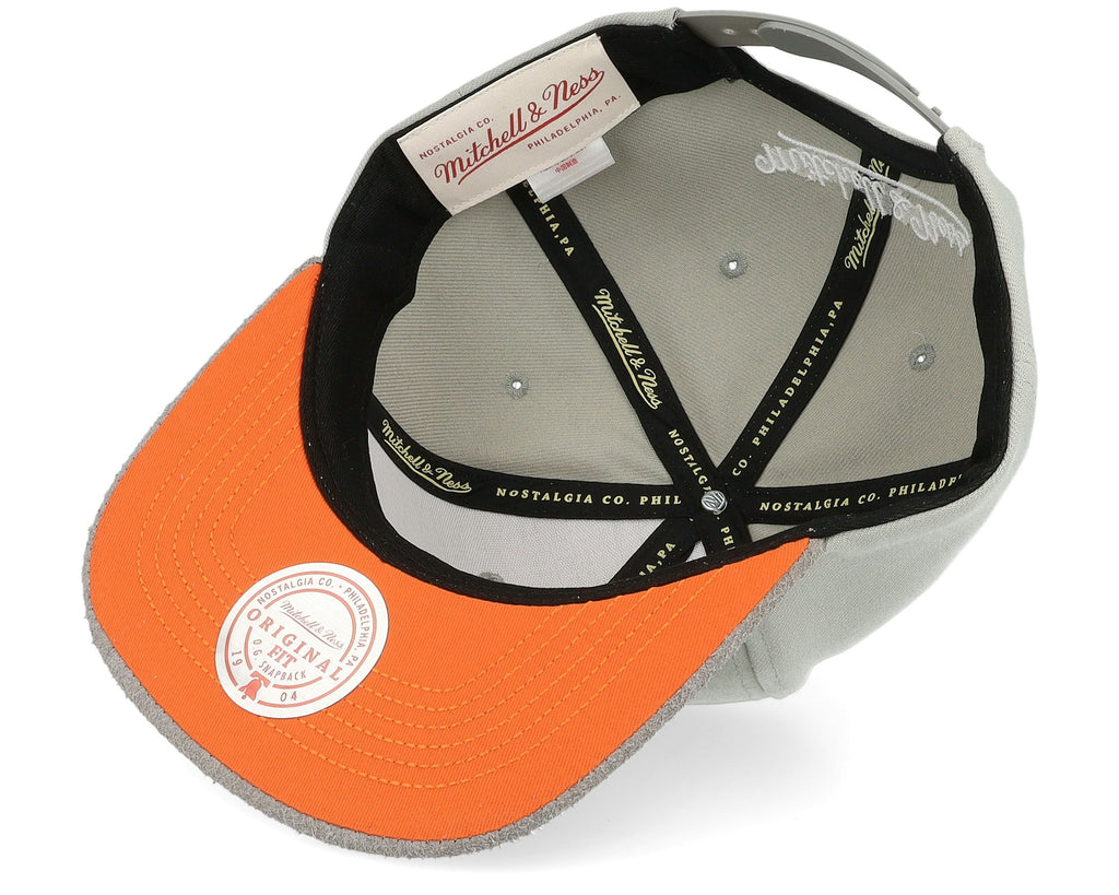MENS MITCHELL & NESS NBA MUNCH TIME SNAPBACK HWC KNICKS - GREY