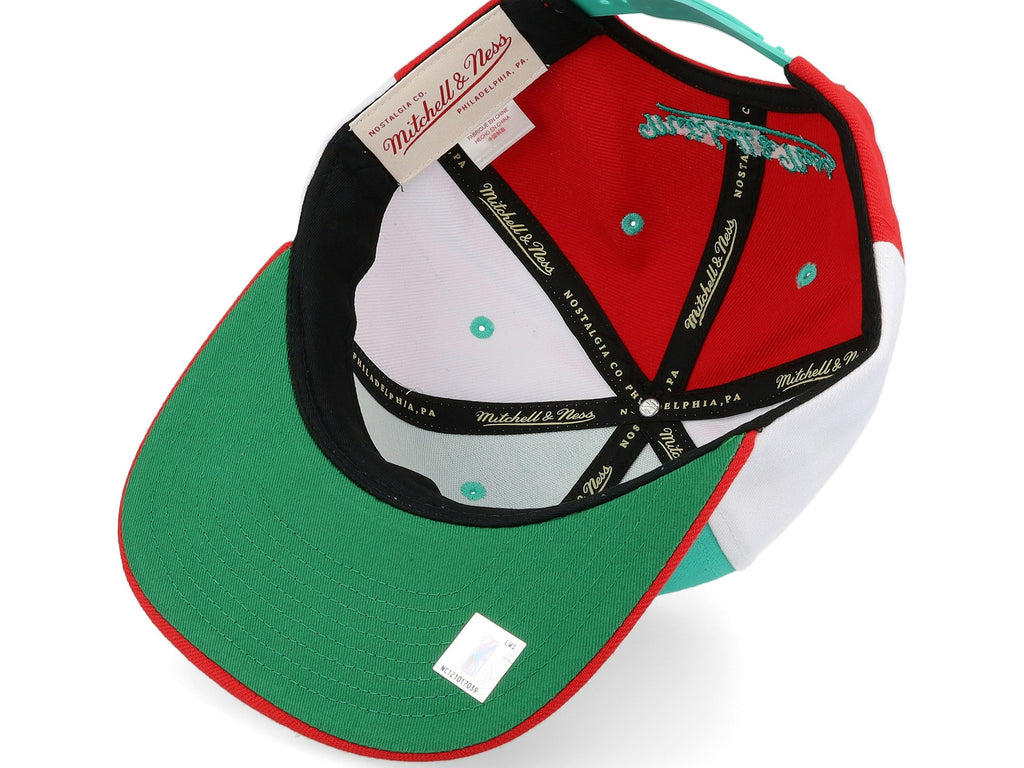 Mens MITCHELL & NESS NBA BILLBOARD 2 SNAPBACK HWC GRIZZLIES