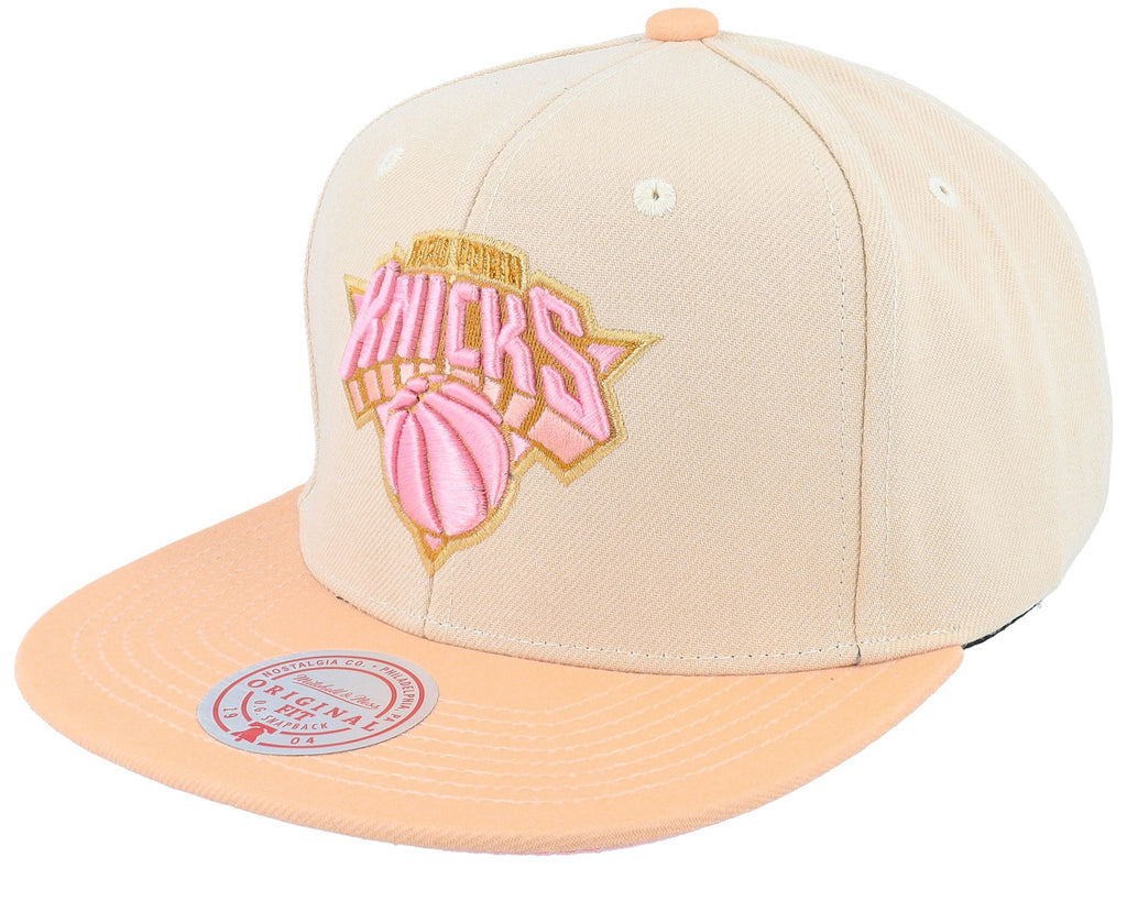 MENS MITCHELL & NESS NBA LOVERS LANE SNAPBACK KNICKS - OFF WHITE