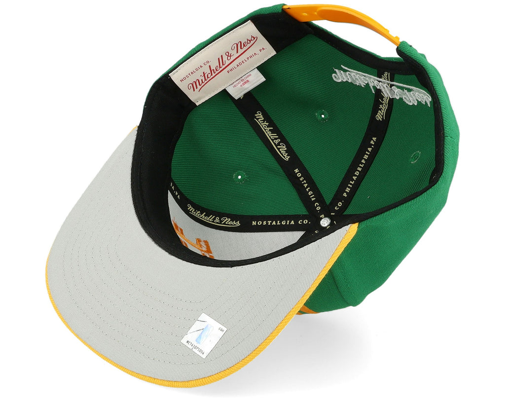 MENS MITCHELL & NESS NBA CROSS CHECK SNAPBACK HWC BUCKS
