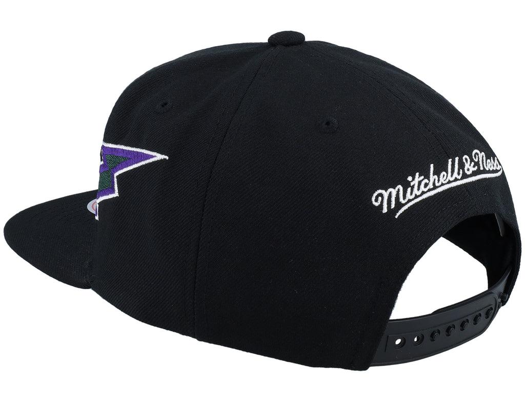 Mens Mitchell & Ness NBA DOUBLE TROUBLE SNAPBACK HWC BUCKS