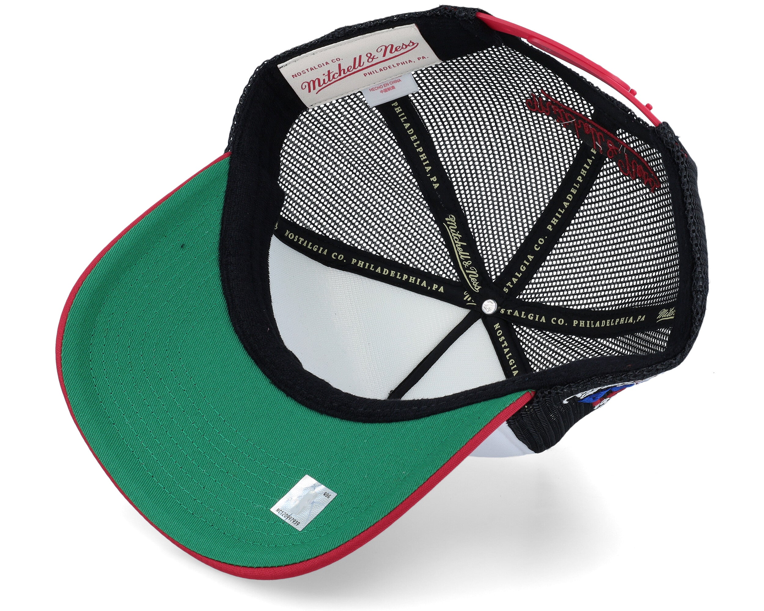 MENS MITCHELL & NESS NBA CHAMPS FEST TRUCKER HWC BULLS - WHITE