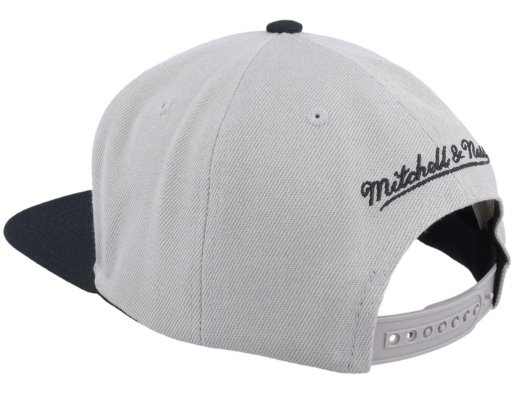 Mens Mitchell & Ness NBA TOP LETTER SNAPBACK NETS