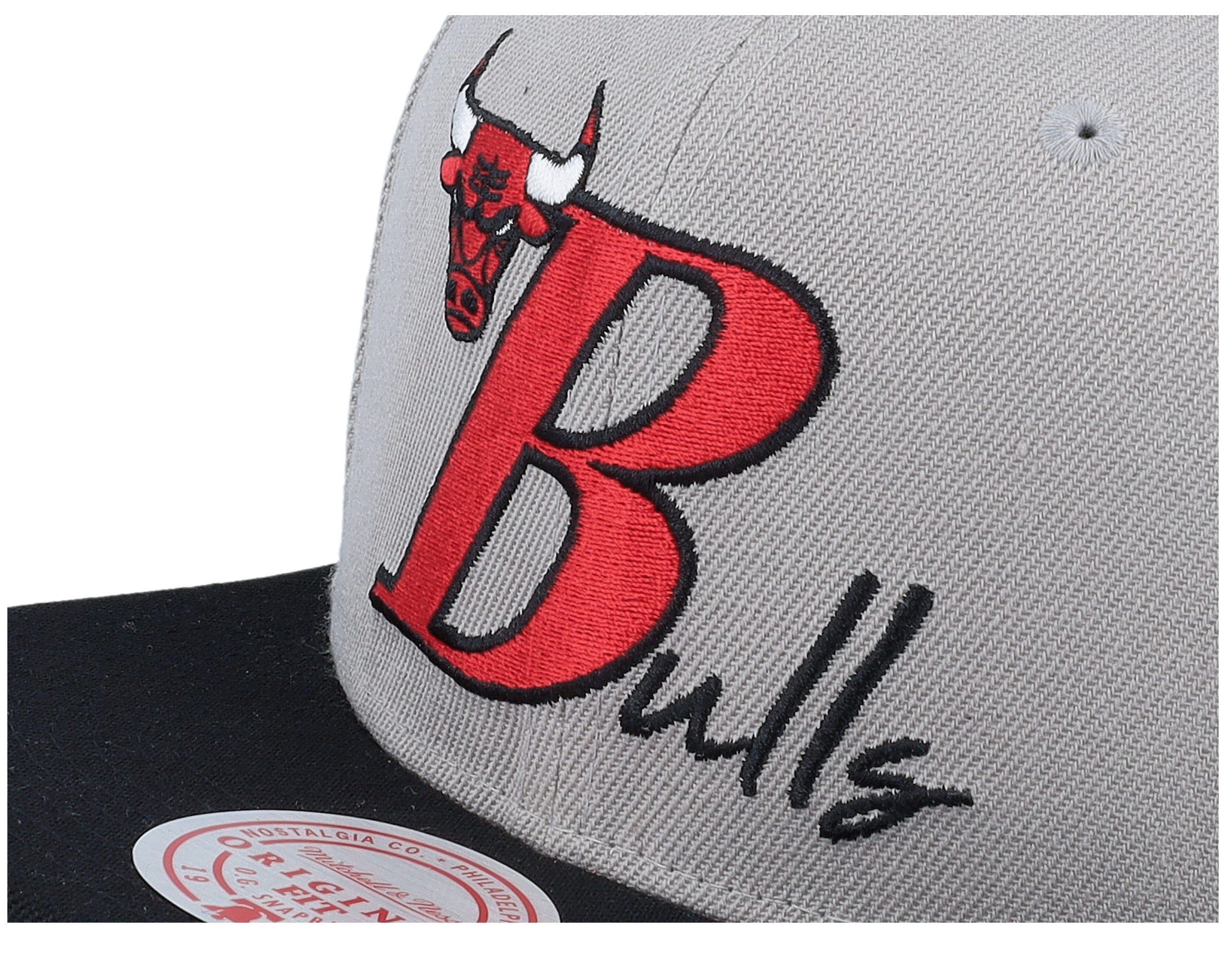 Mens Mitchell & Ness NBA TOP LETTER SNAPBACK BULLS
