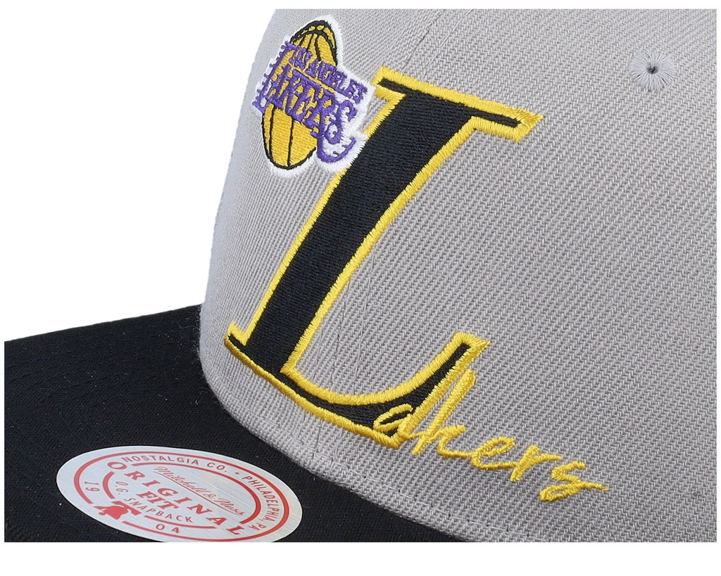 Mens Mitchell & Ness NBA TOP LETTER SNAPBACK LAKERS