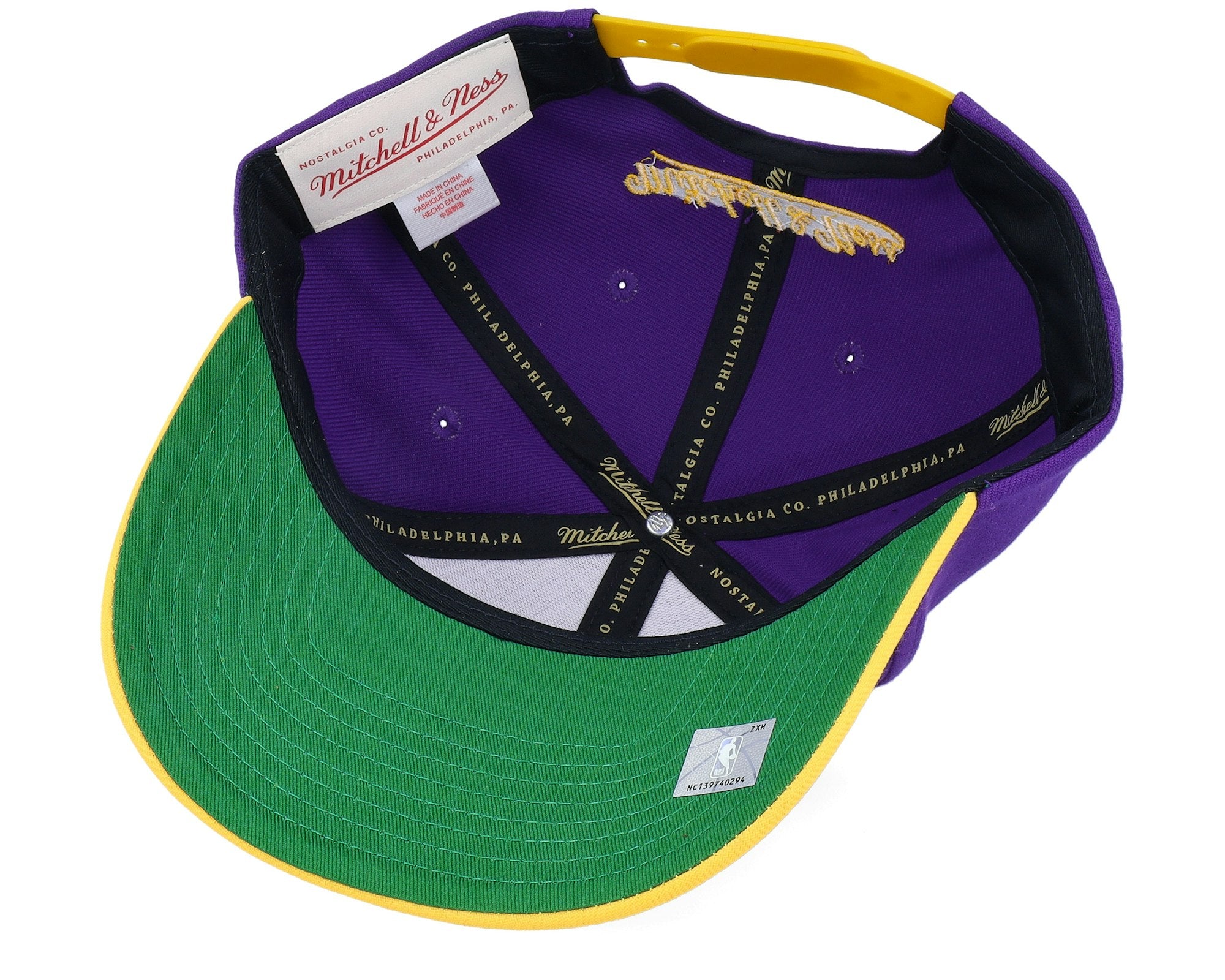 MENS MITCHELL & NESS NBA BOOM TEXT PRO SNAPBACK LAKERS - PURPLE