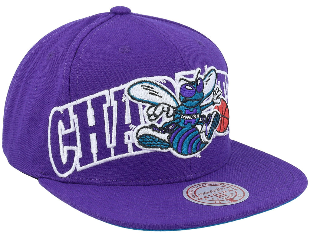 MENS MITCHELL & NESS NBA FULL FRONTAL SNAPBACK HWC HORNETS - PURPLE
