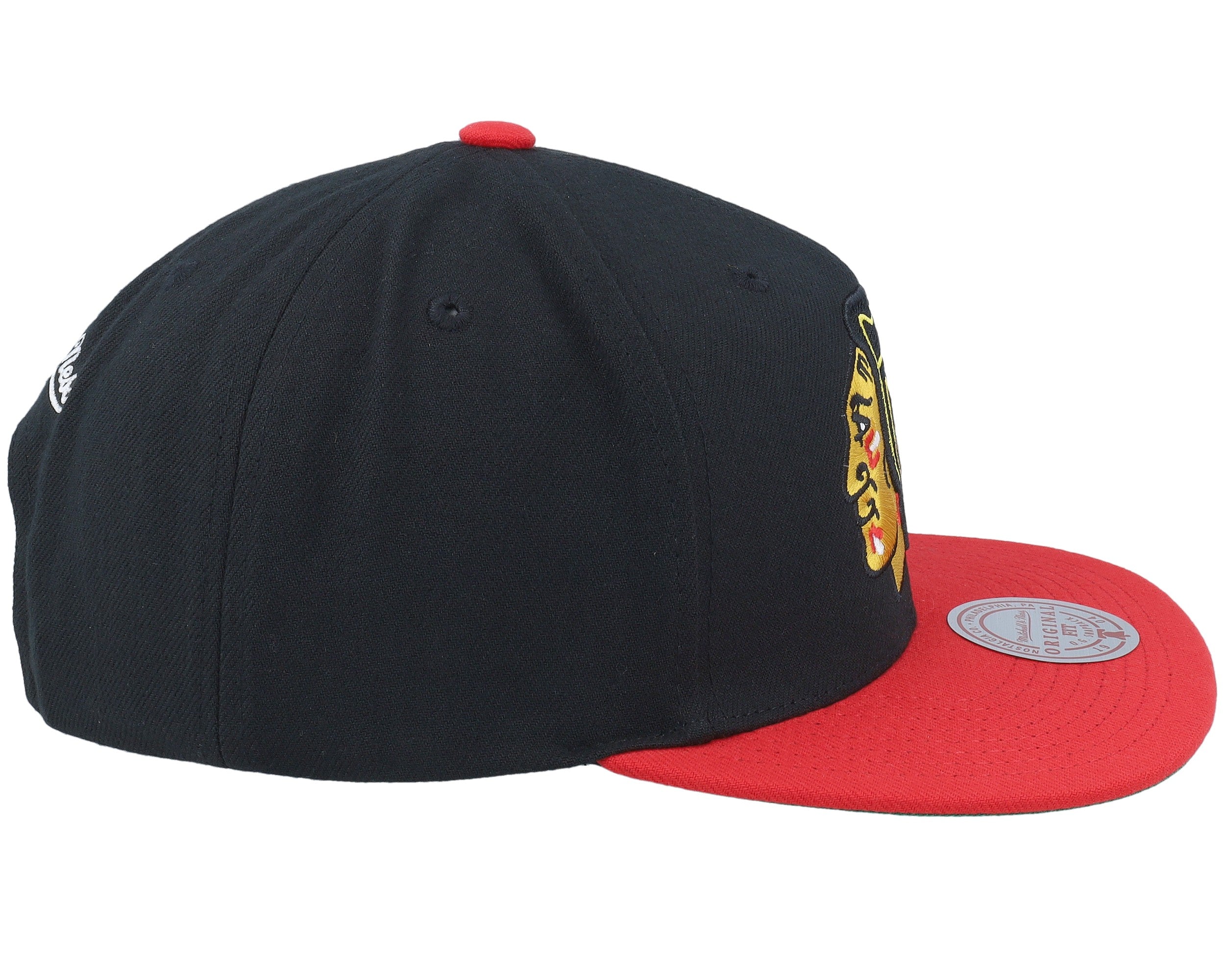 Mens Mitchell & Ness NHL 2 TONE SIDE PATCH SNAPBACK BLACKHAWKS