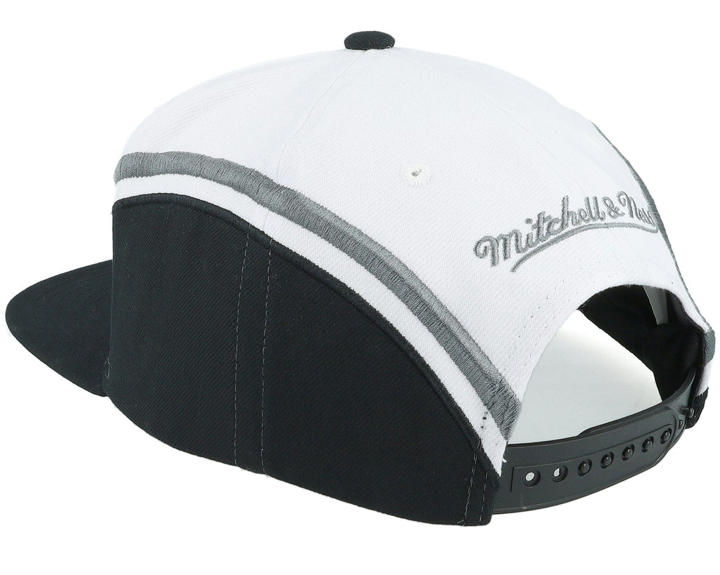 MENS MITCHELL & NESS NBA OVERHEAD SNAPBACK NETS