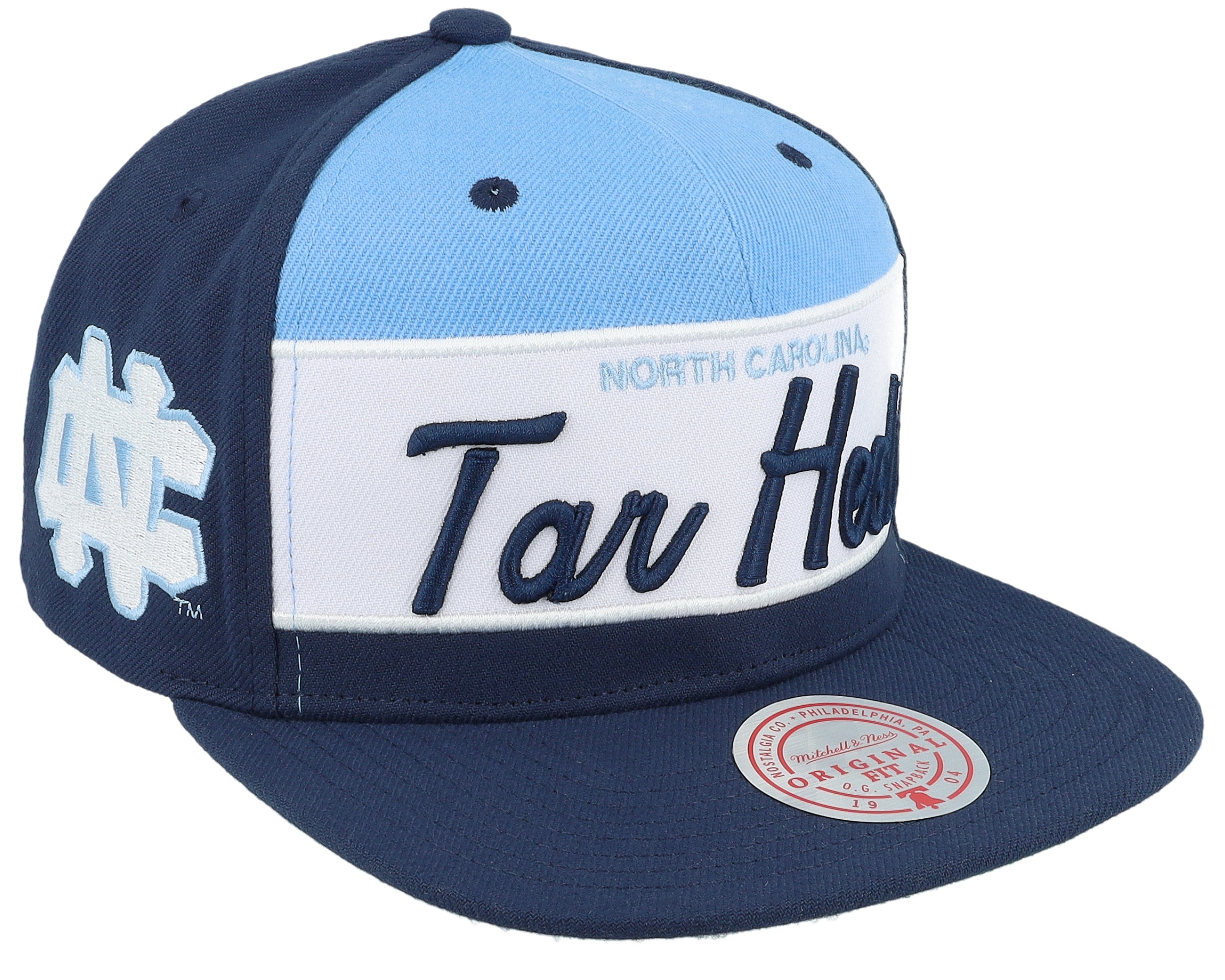 Mens Mitchell & Ness NCAA RETRO SPORT SNAPBACK V NORTH CAROLINA