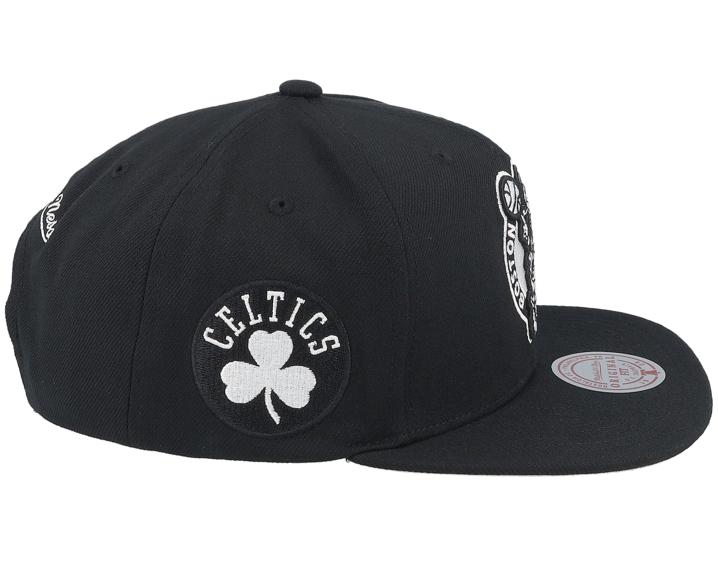 Mens Mitchell & Ness NBA EVERGREEN BLACK WHITE SNAPBACK CELTICS