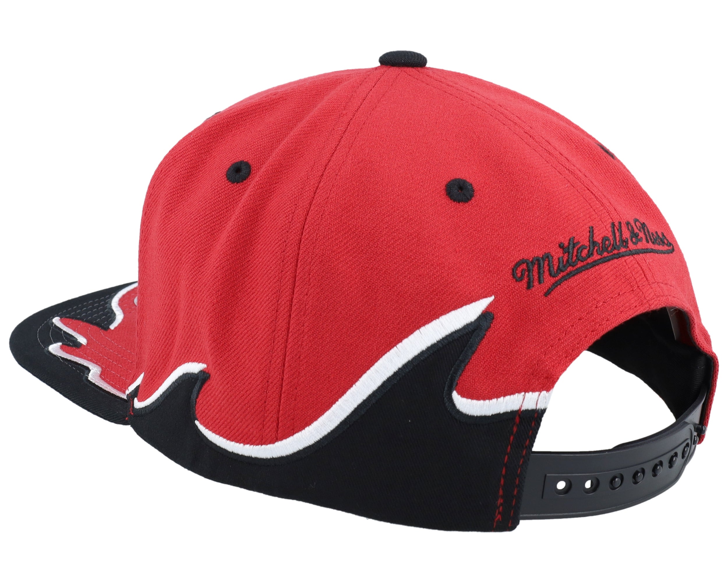 Mens Mitchell & Ness NBA RISING TIDE SNAPBACK BULLS