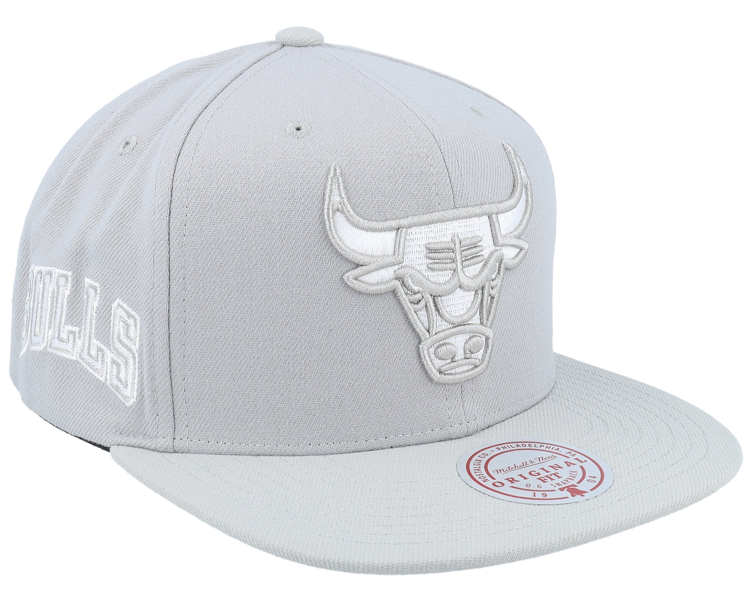 Mens Mitchell & Ness NBA EVERGREEN GREY WHITE SNAPBACK BULLS