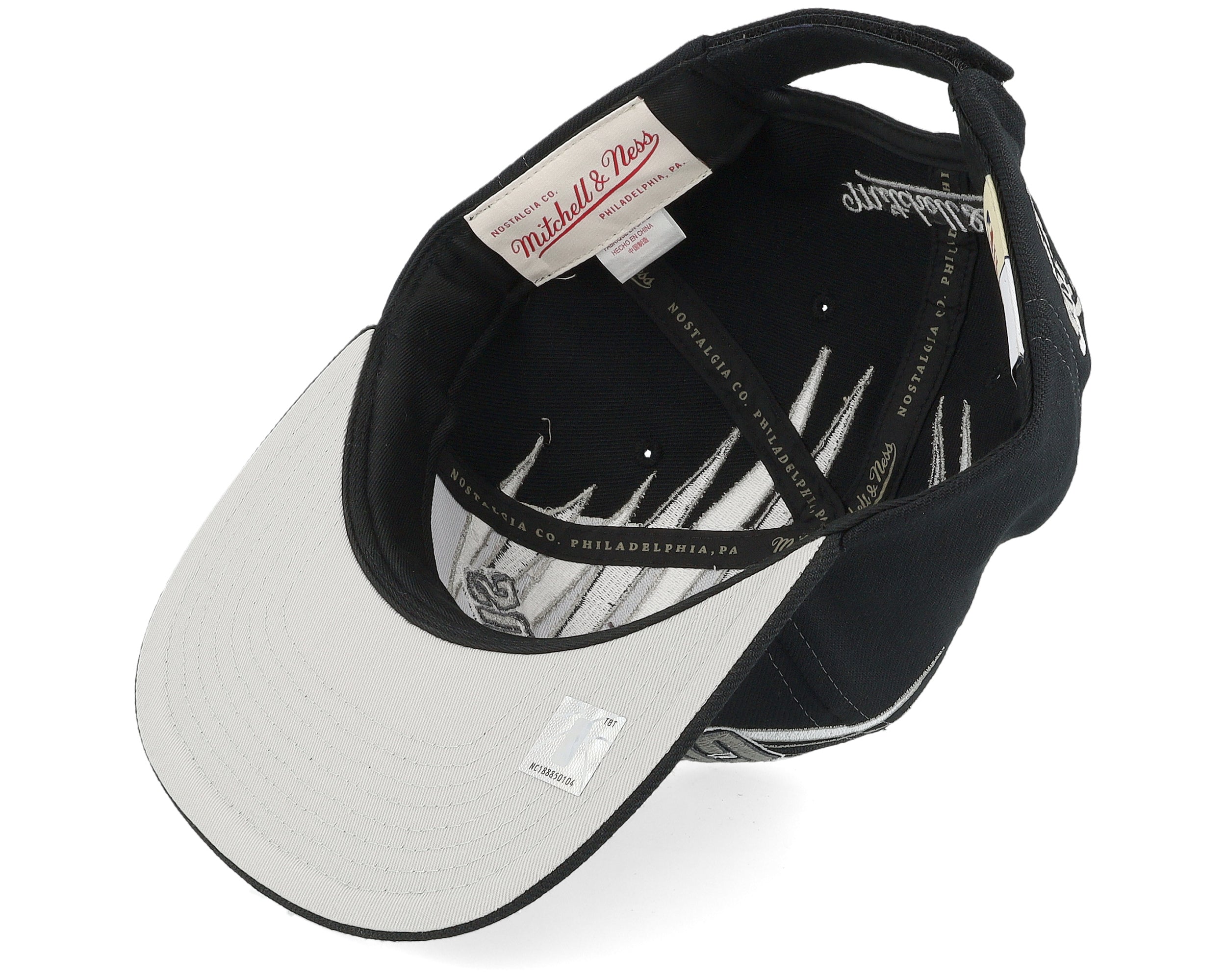 Mens Mitchell & Ness NBA 98 CHAMP FLIPSIDE SNAPBACK HWC BULLS