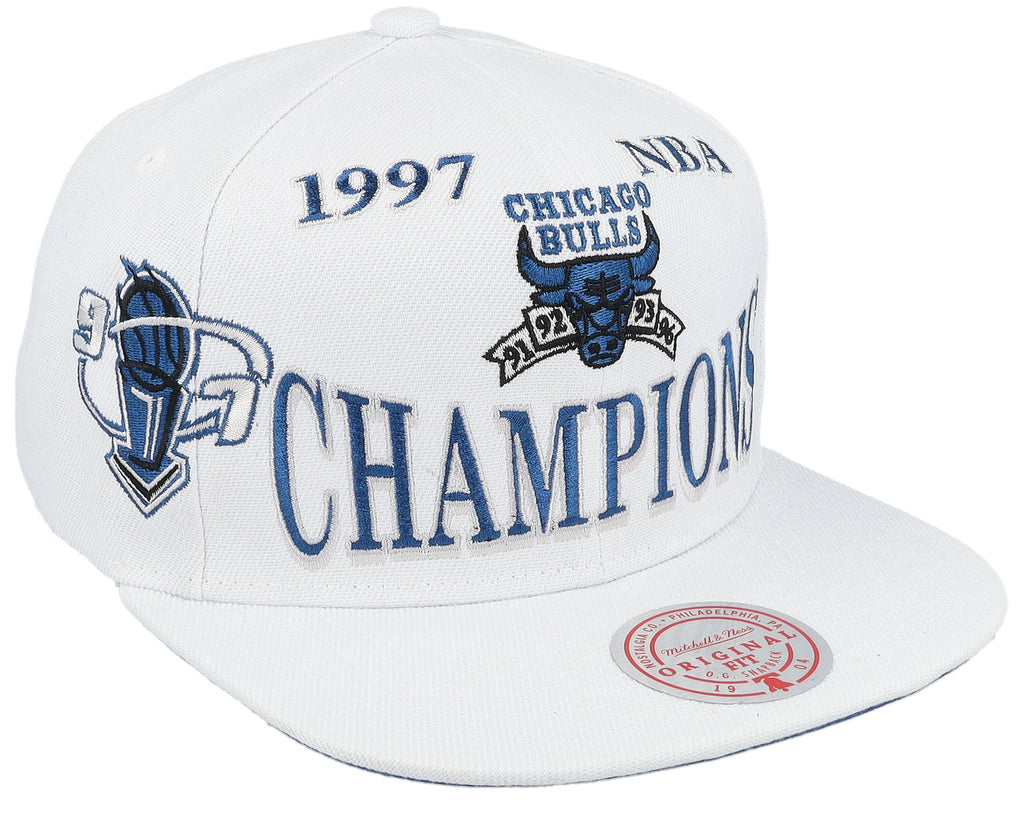 Mens Mitchell & Ness NBA 97 CHAMP FLIPSIDE SNAPBACK HWC BULLS
