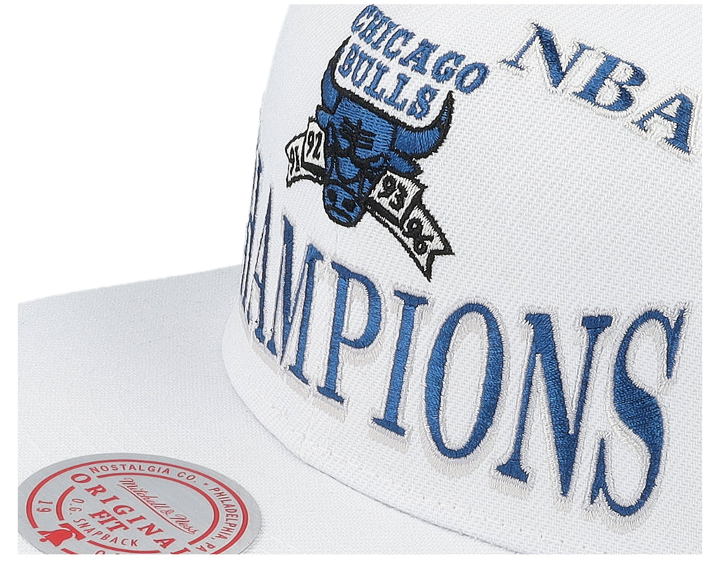 Mens Mitchell & Ness NBA 97 CHAMP FLIPSIDE SNAPBACK HWC BULLS