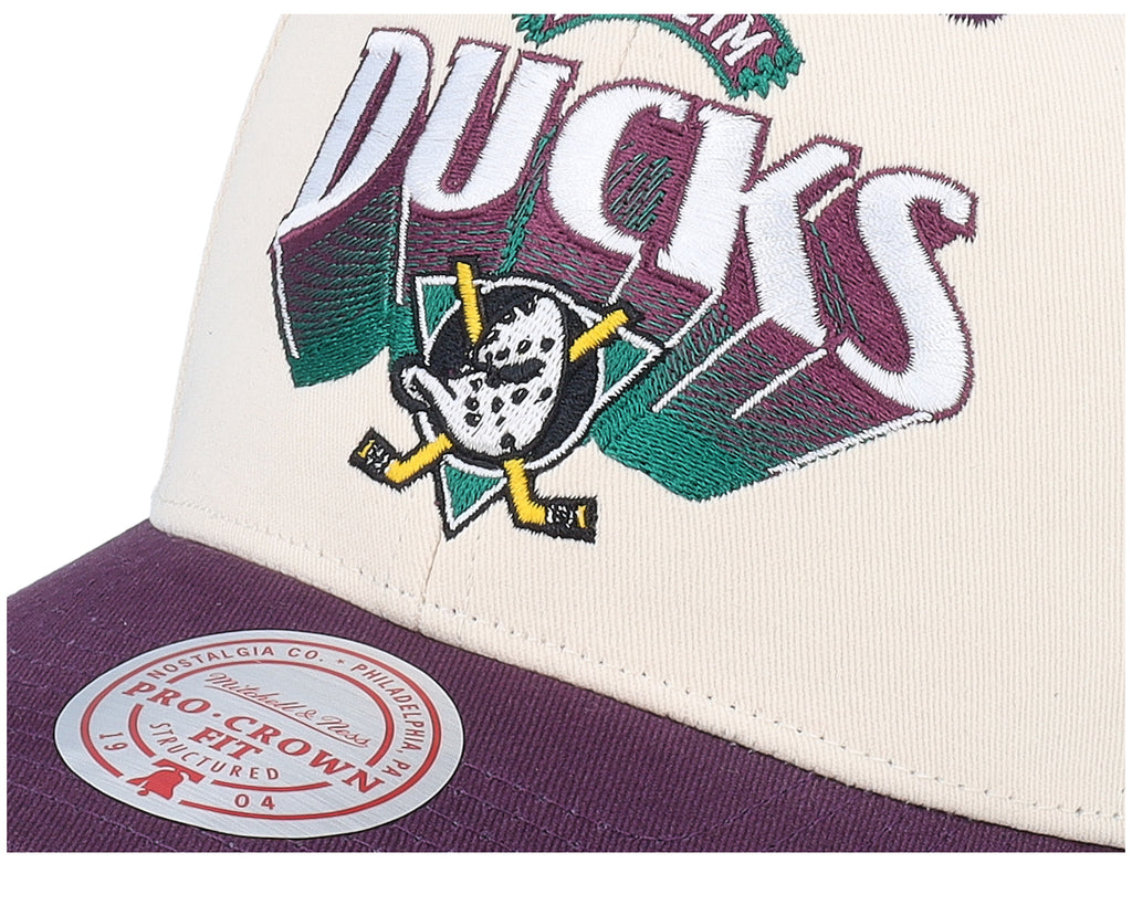 Mens Mitchell & Ness NHL HORIZON PRO SNAPBACK VNTG DUCKS