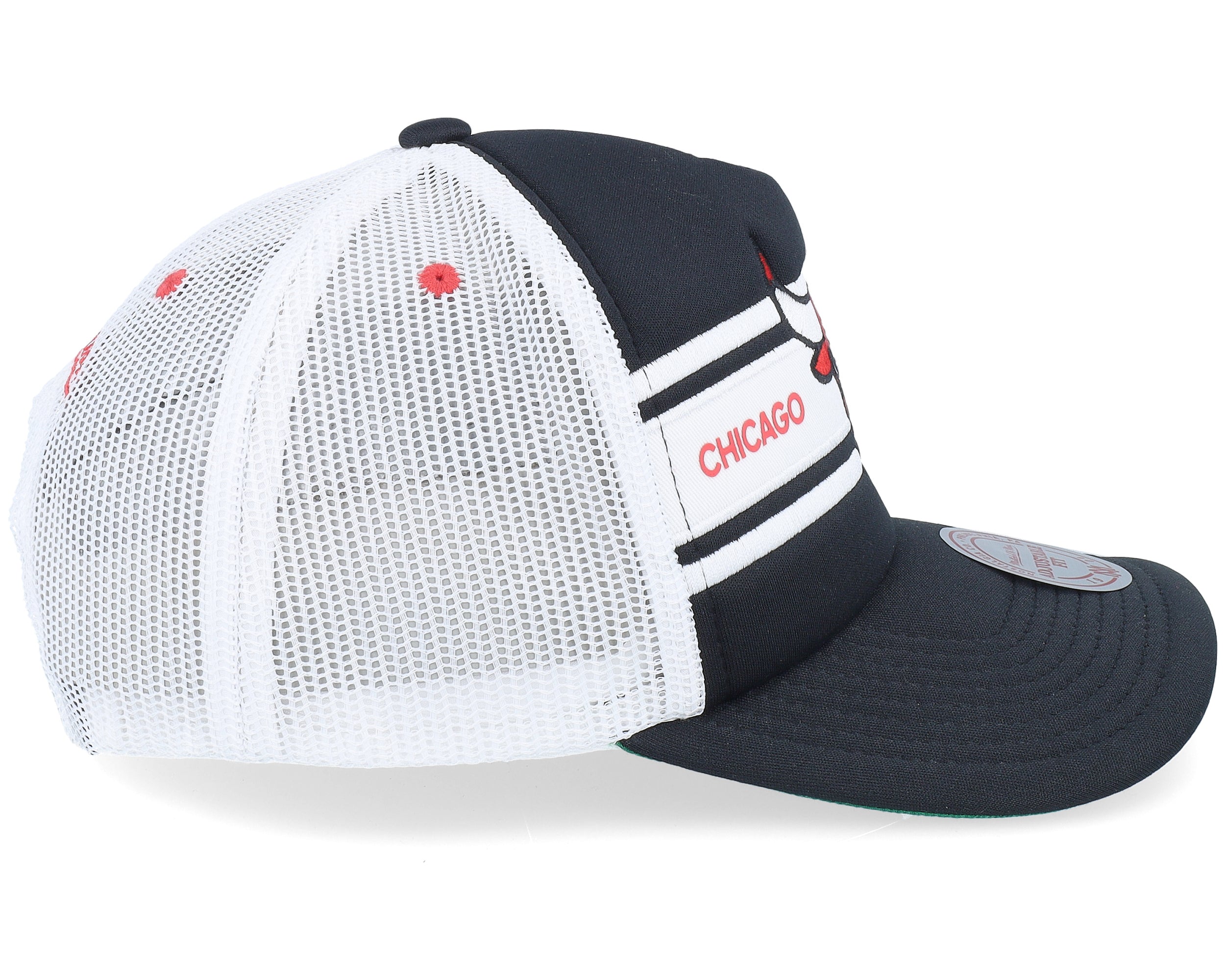 Mens Mitchell & Ness NBA SIDELINE TRUCKER BULLS