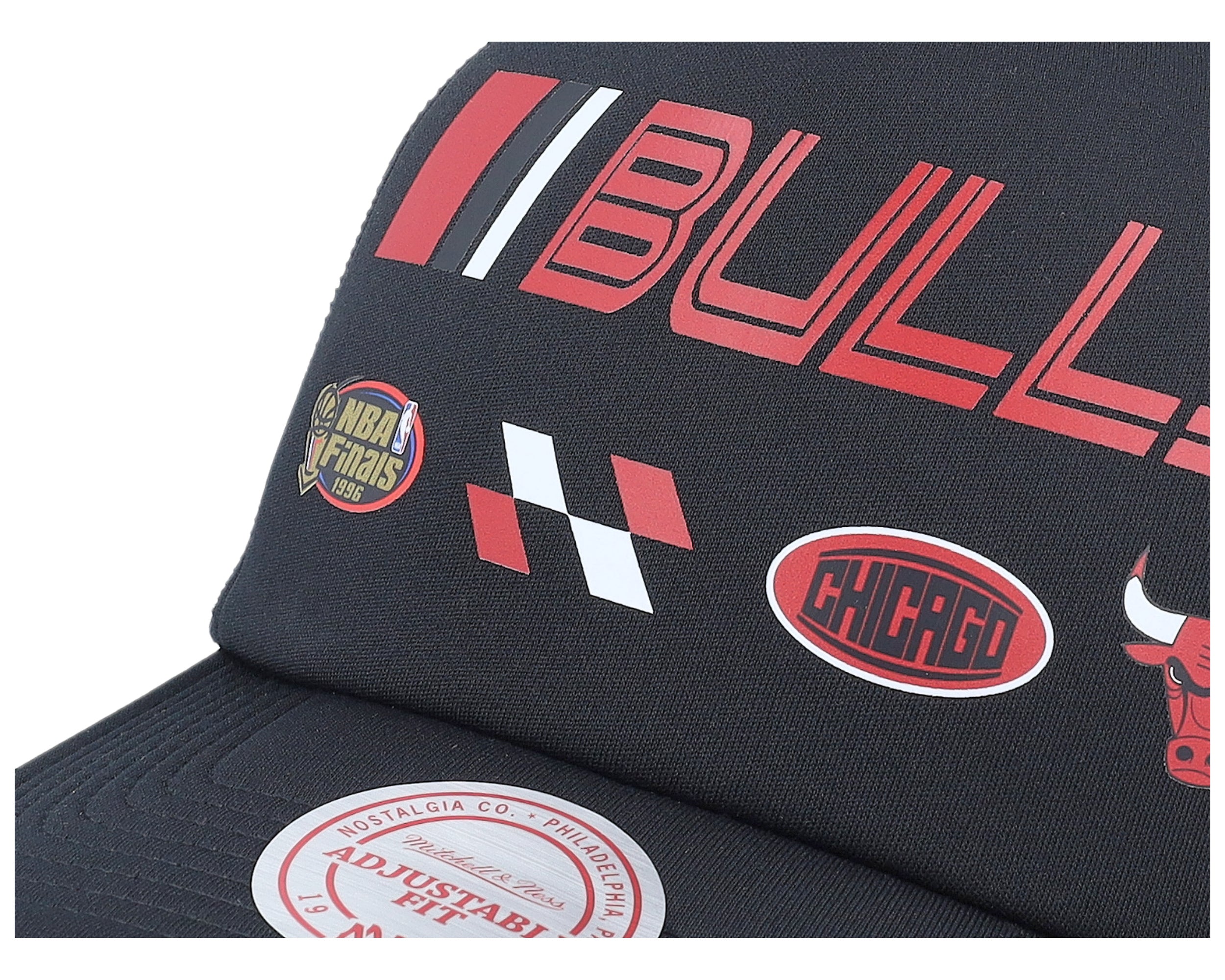 Mens Mitchell & Ness NBA SPEEDWAY TRUCKER HWC BULLS