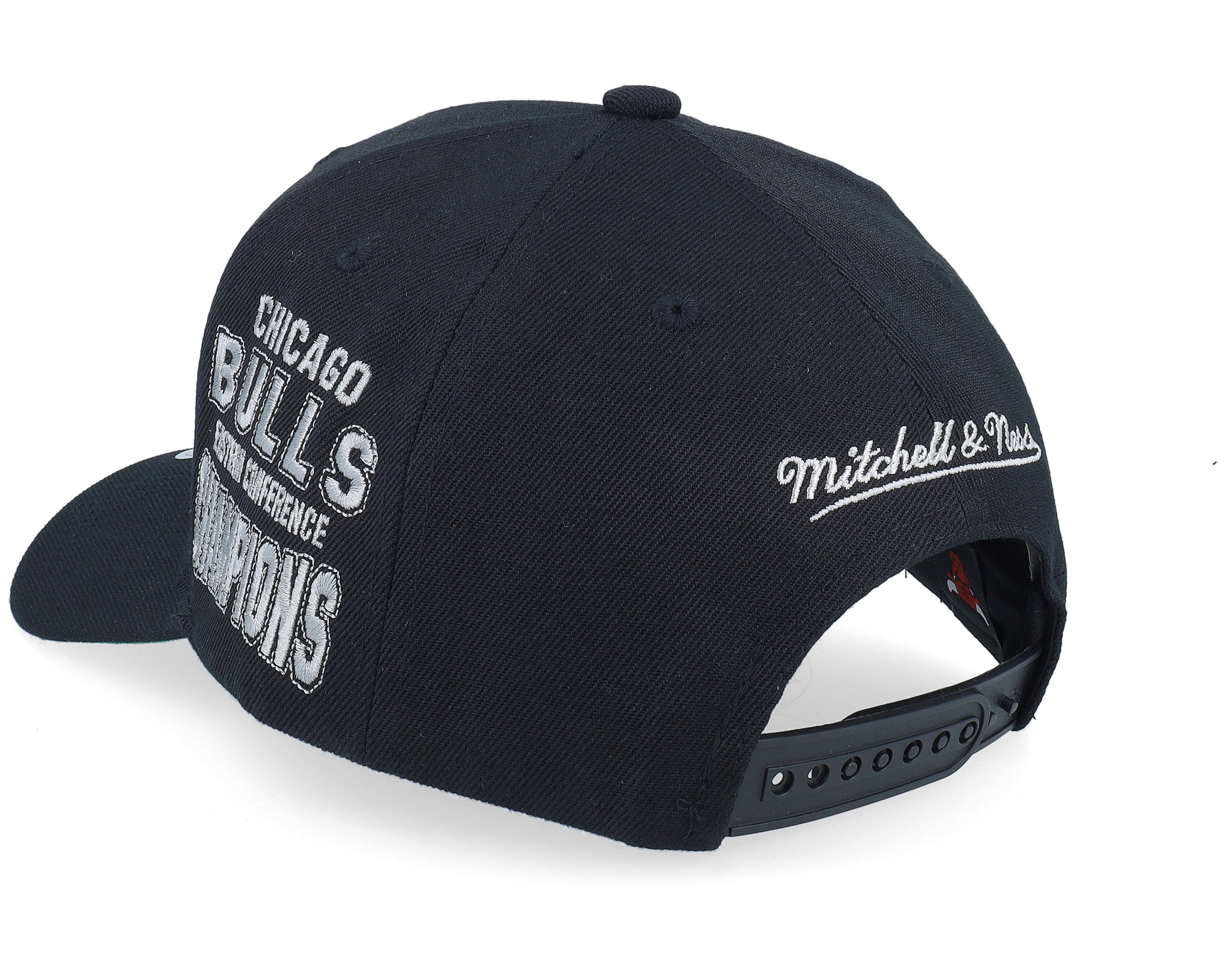 Mens Mitchell & Ness NBA BEAUTIFUL CHAOS PRO SNAPBACK BULLS