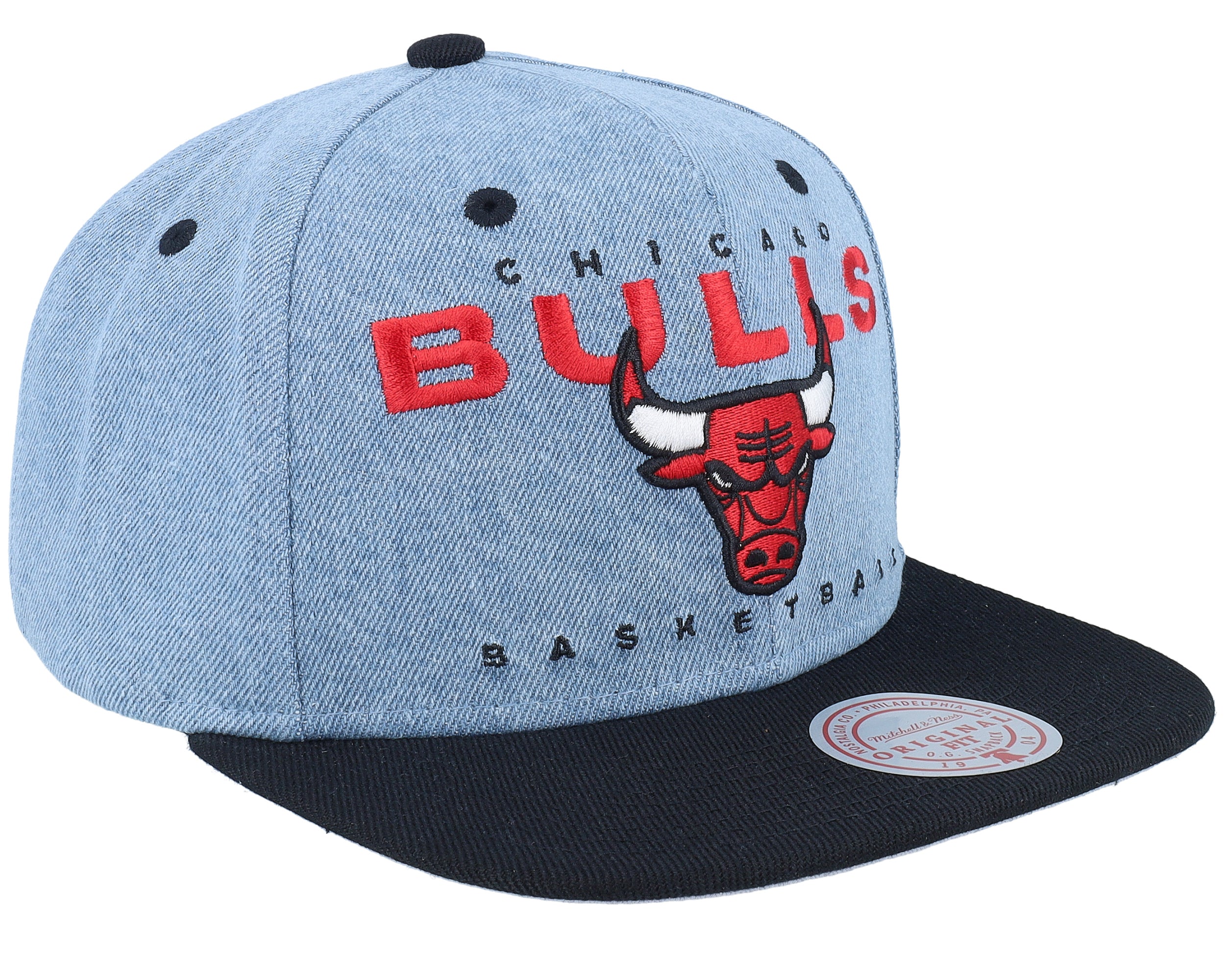 Mens Mitchell & Ness NBA D-STRESSED SNAPBACK BULLS