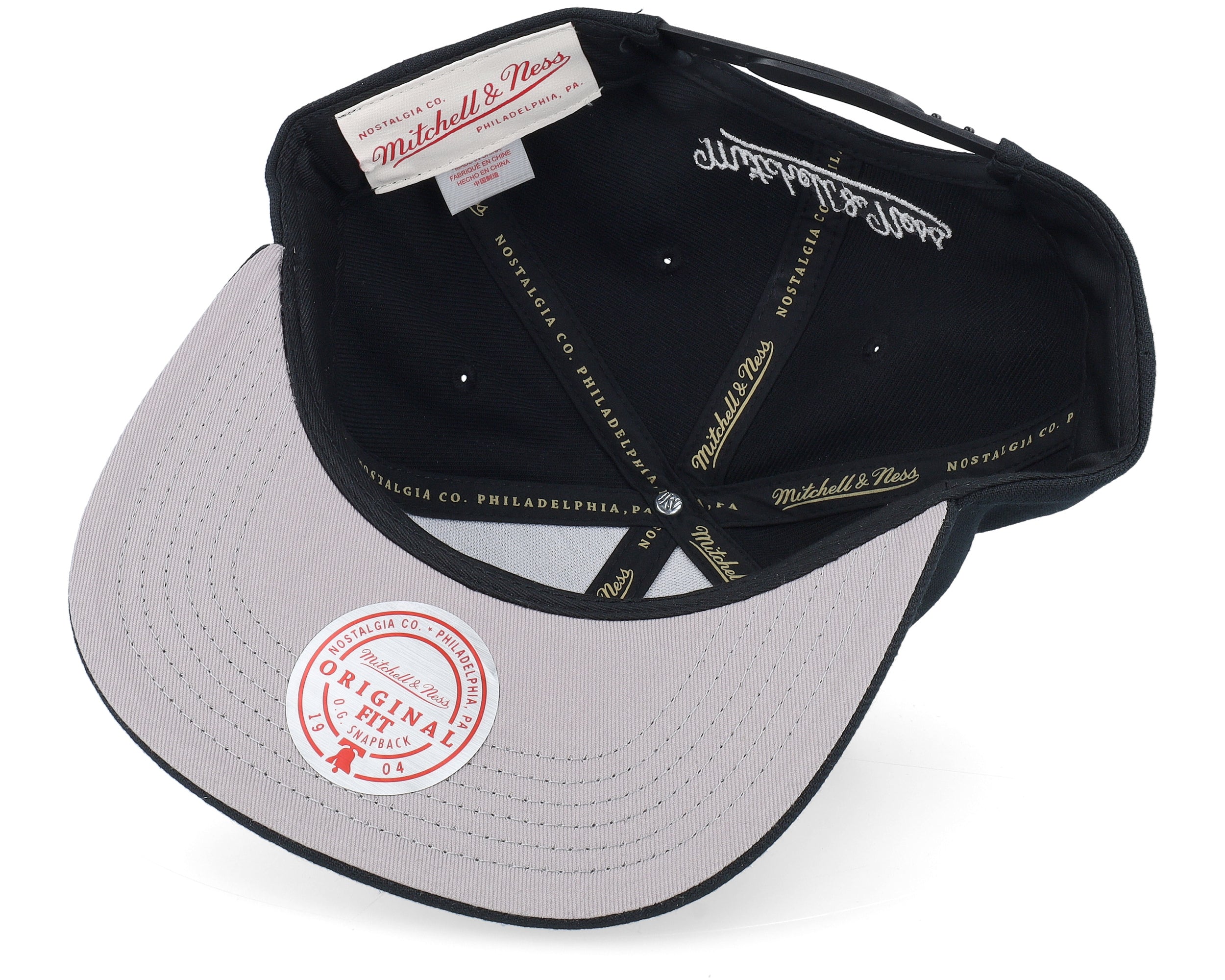 Mens Mitchell & Ness NBA XL LOGO SNAPBACK BULLS