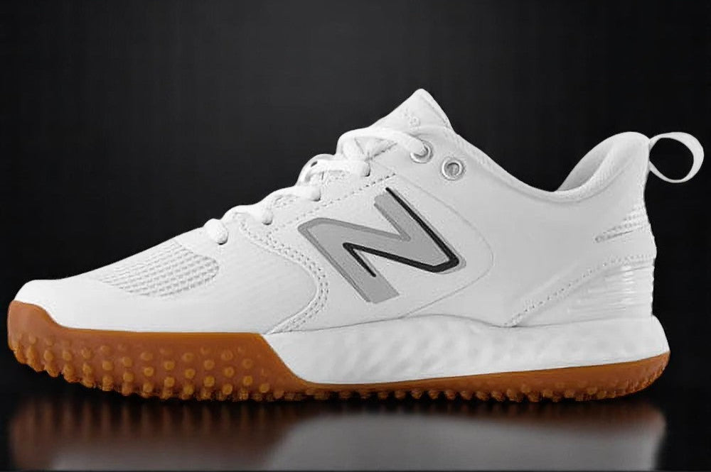 [STVELOW3] WOMENS NEW BALANCE FRESH FOAM VELO V3 TF 'WHITE GUM'