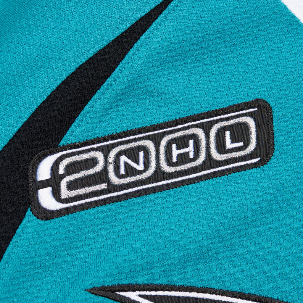 Mens Mitchell & Ness NHL DARK JERSEY SHARKS 1999 OWEN NOLAN