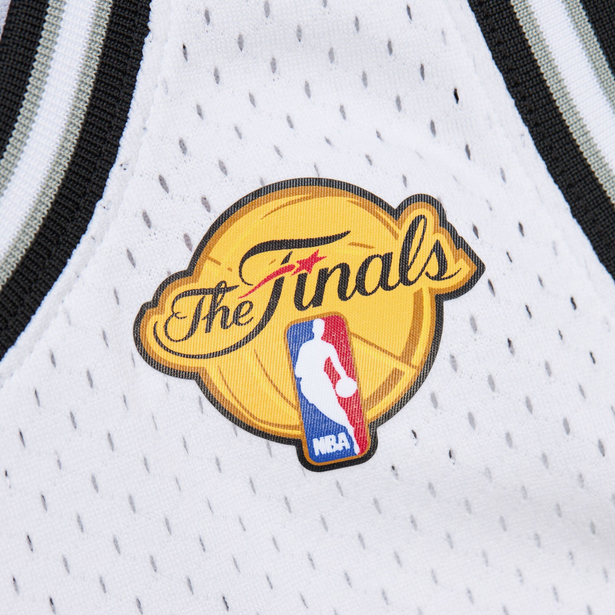 MENS MITCHELL & NESS NUMBER RETIREMENT SPURS 2002 MANU GINOBILI