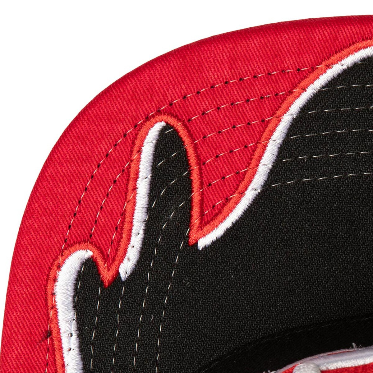 [HS9514-UUTBLCK] MENS MITCHELL & NESS NCAA RISING TIDE SNAPBACK V UTAH UTES