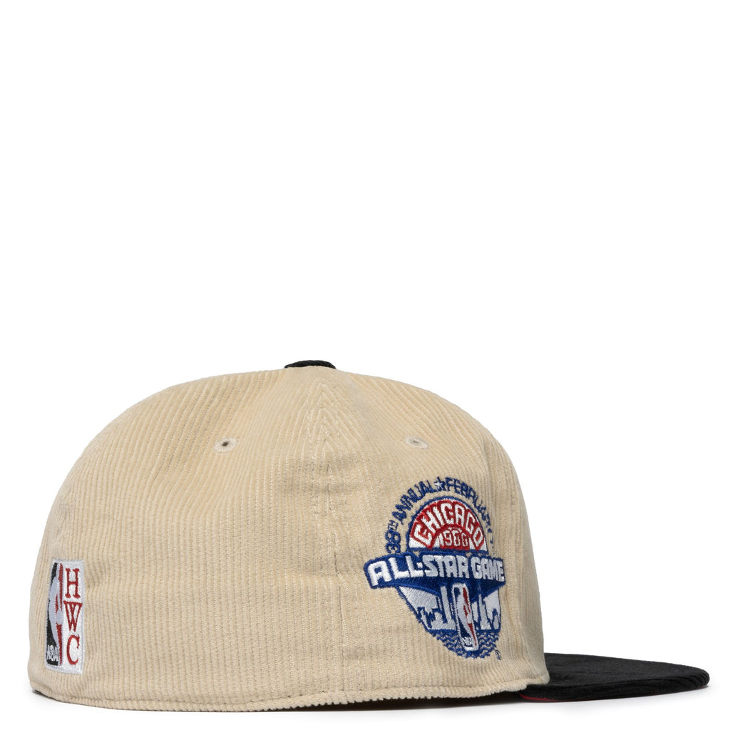 MENS MITCHELL & NESS NBA 2 TONE TEAM CORD FITTED HWC BULLS - OFF WHITE