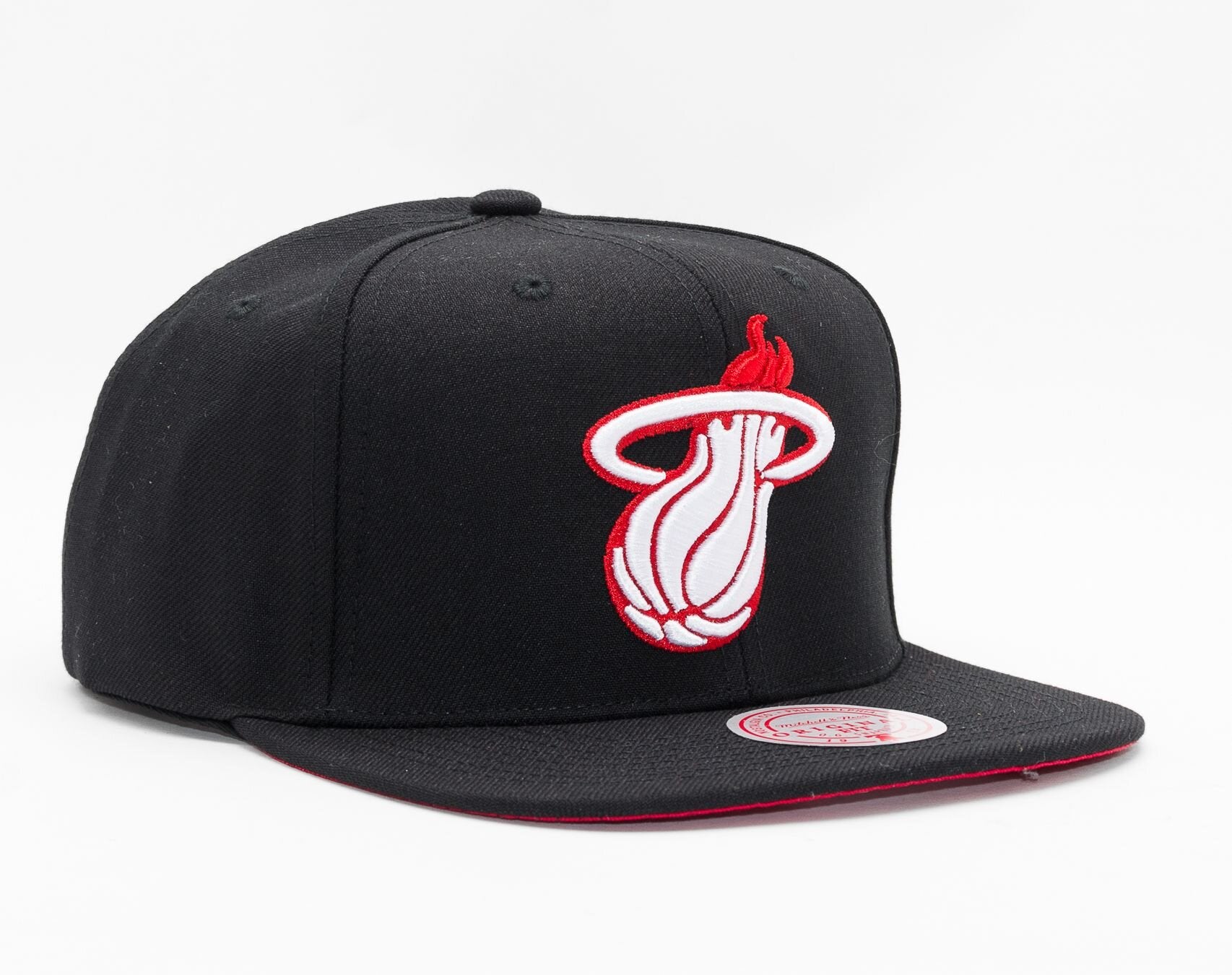 Mens MITCHELL & NESS NBA BRED SNAPBACK HEAT
