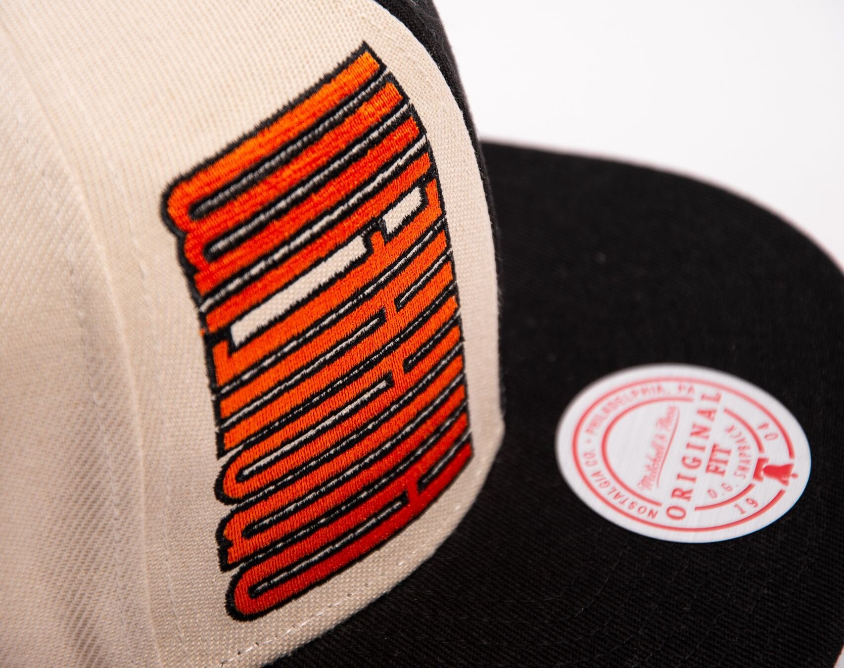 MENS MITCHELL & NESS NHL POP PANEL SNAPBACK DUCKS - OFF WHITE