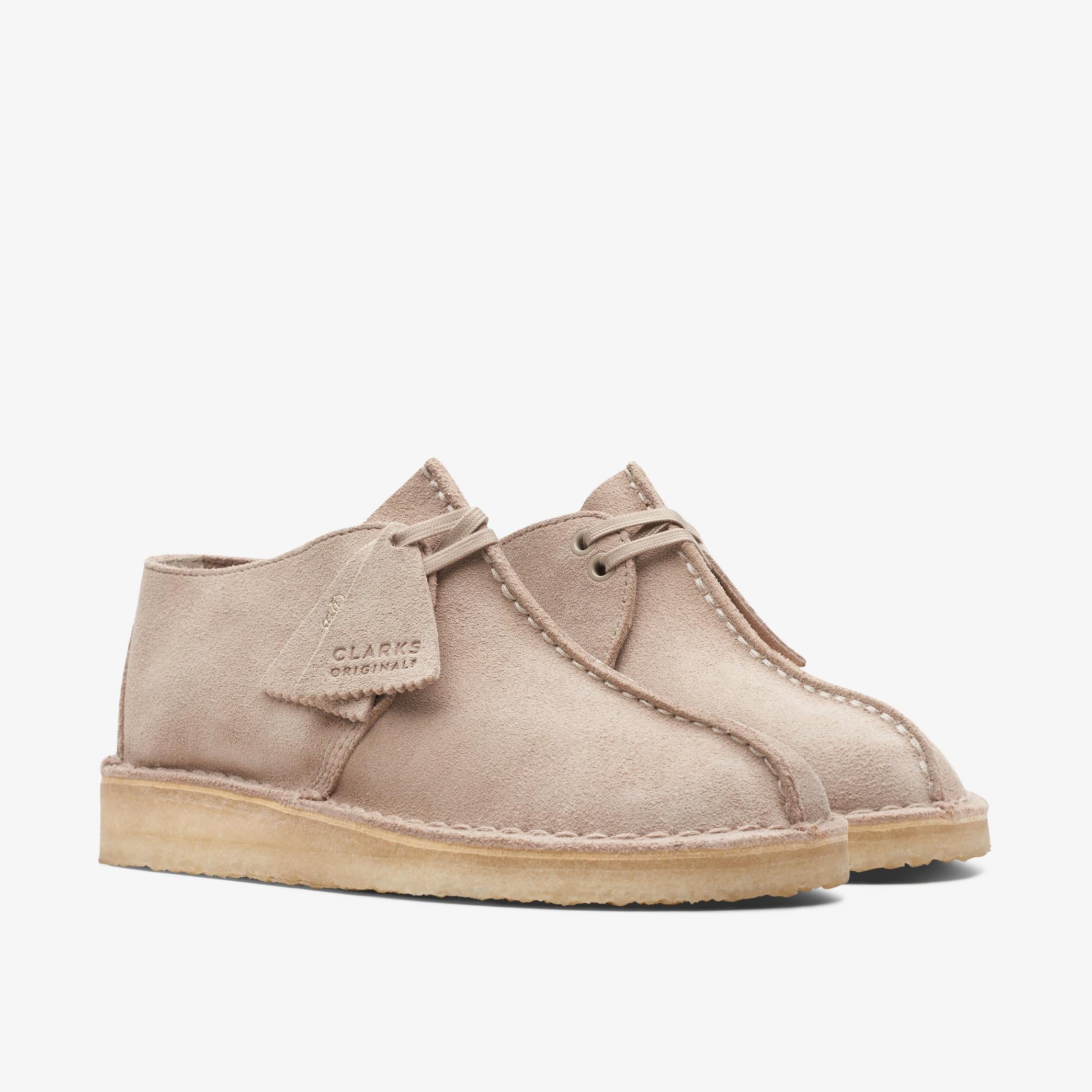 [26164264] WOMENS CLARKS DESERT TREK