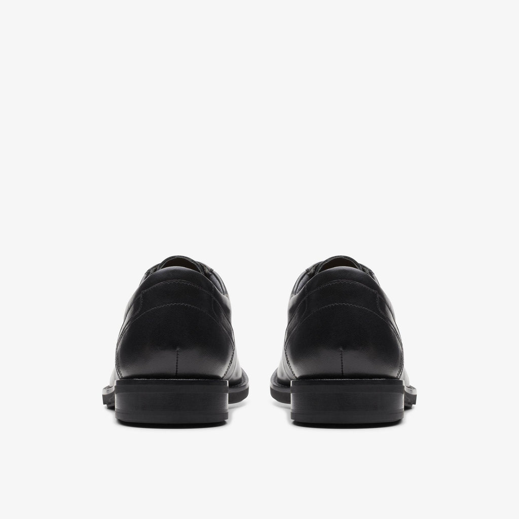 [26168322] MENS CLARKS UN HUGH LACE