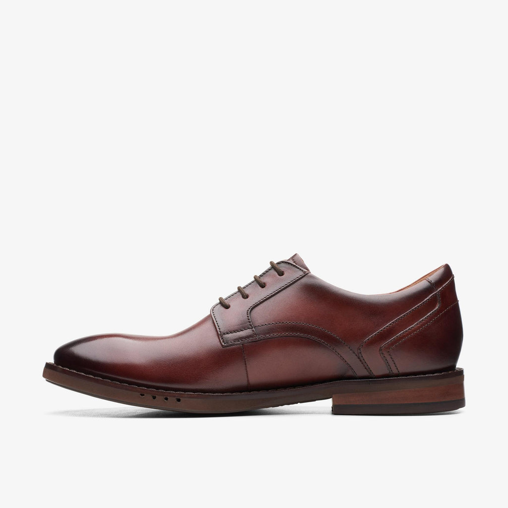 [26168323] MENS CLARKS UN HUGH LACE
