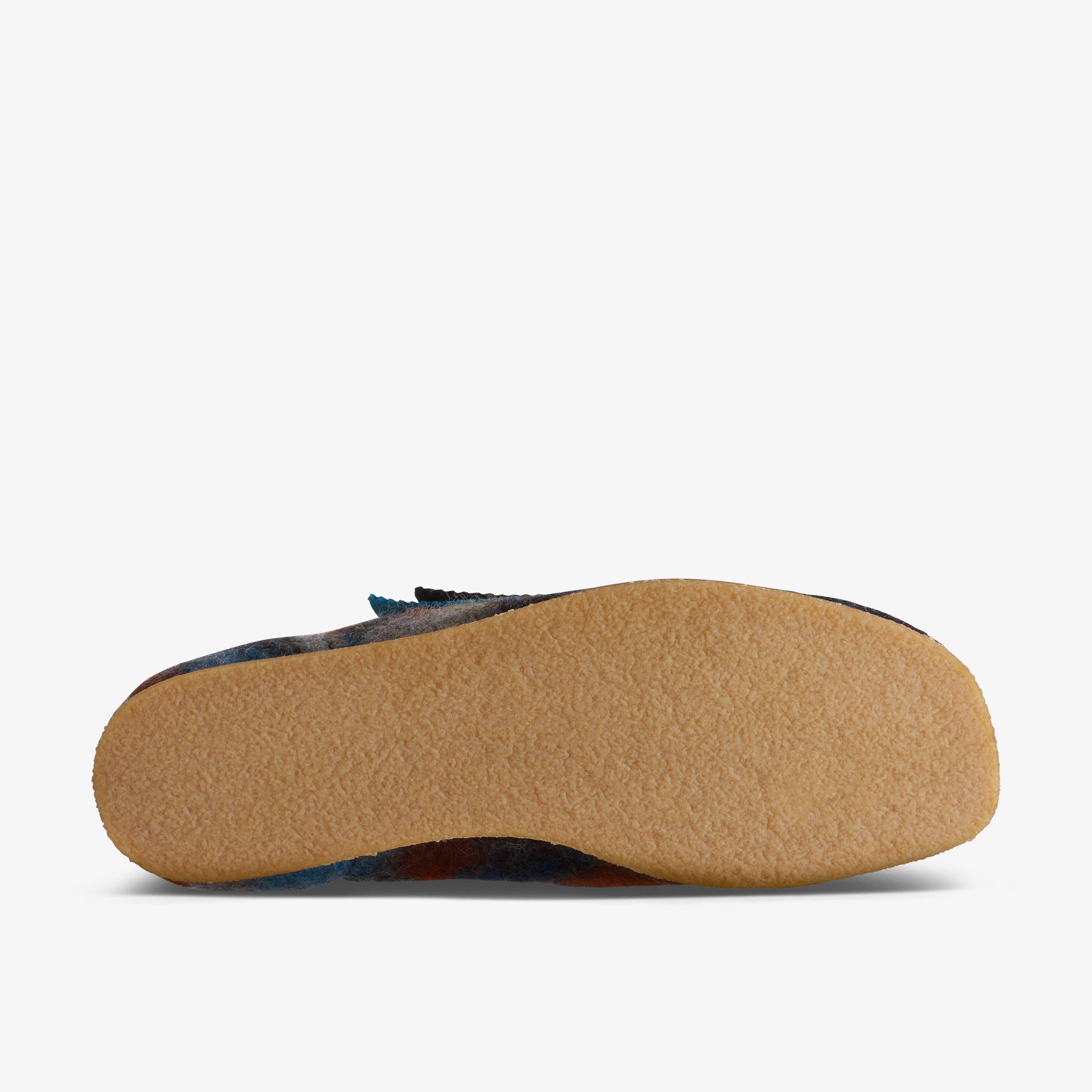 [26168813] MENS CLARKS WALLABEE BOOT