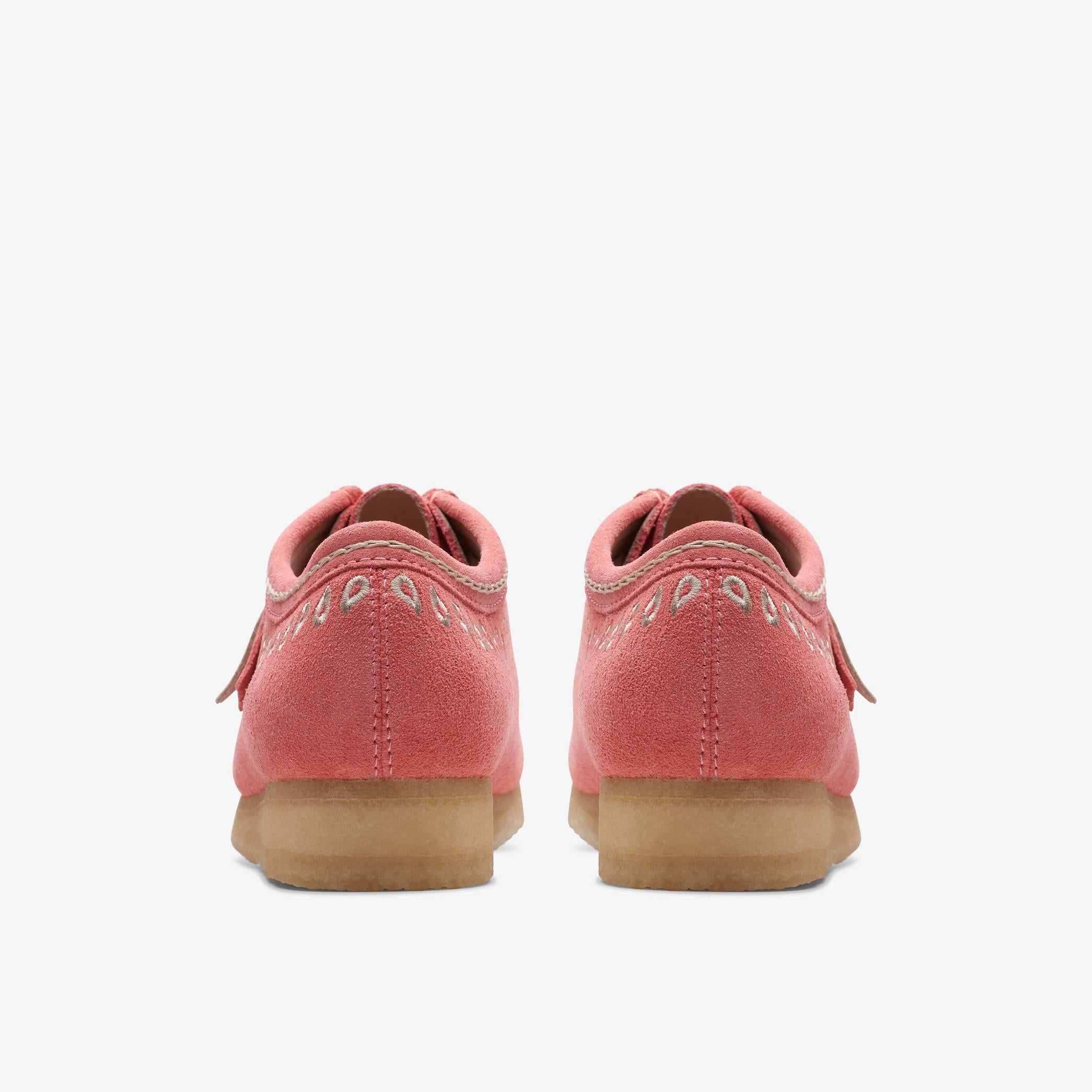 [26170539] Mens CLARKS WALLABEE - PINK EMBROIDERY