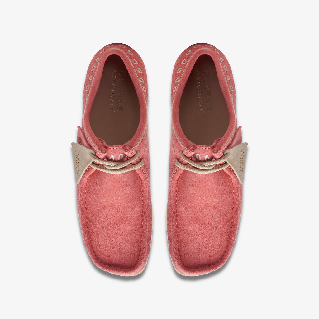 [26170539] Mens CLARKS WALLABEE - PINK EMBROIDERY