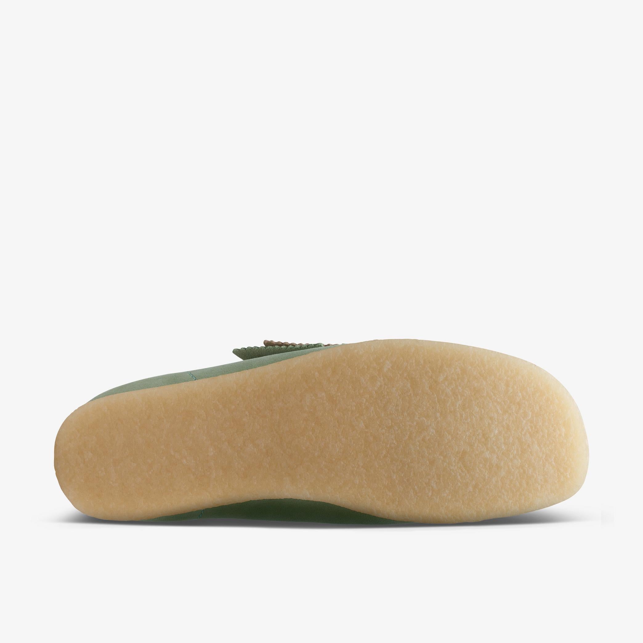 [26172073] Mens CLARKS WALLABEE - GREEN EMBROIDERY