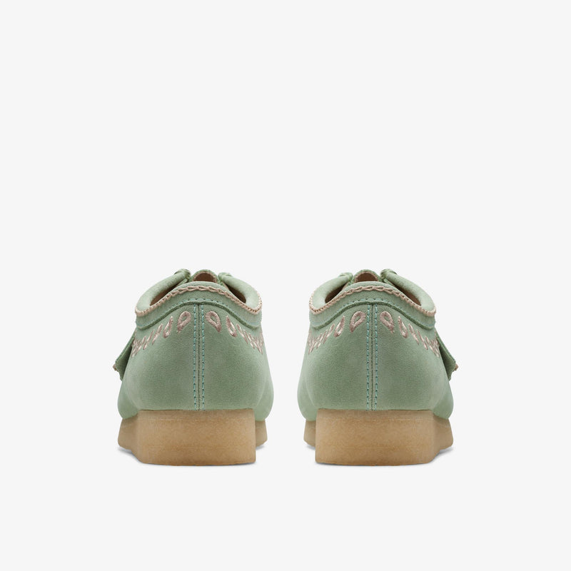 [26172073] Mens CLARKS WALLABEE - GREEN EMBROIDERY