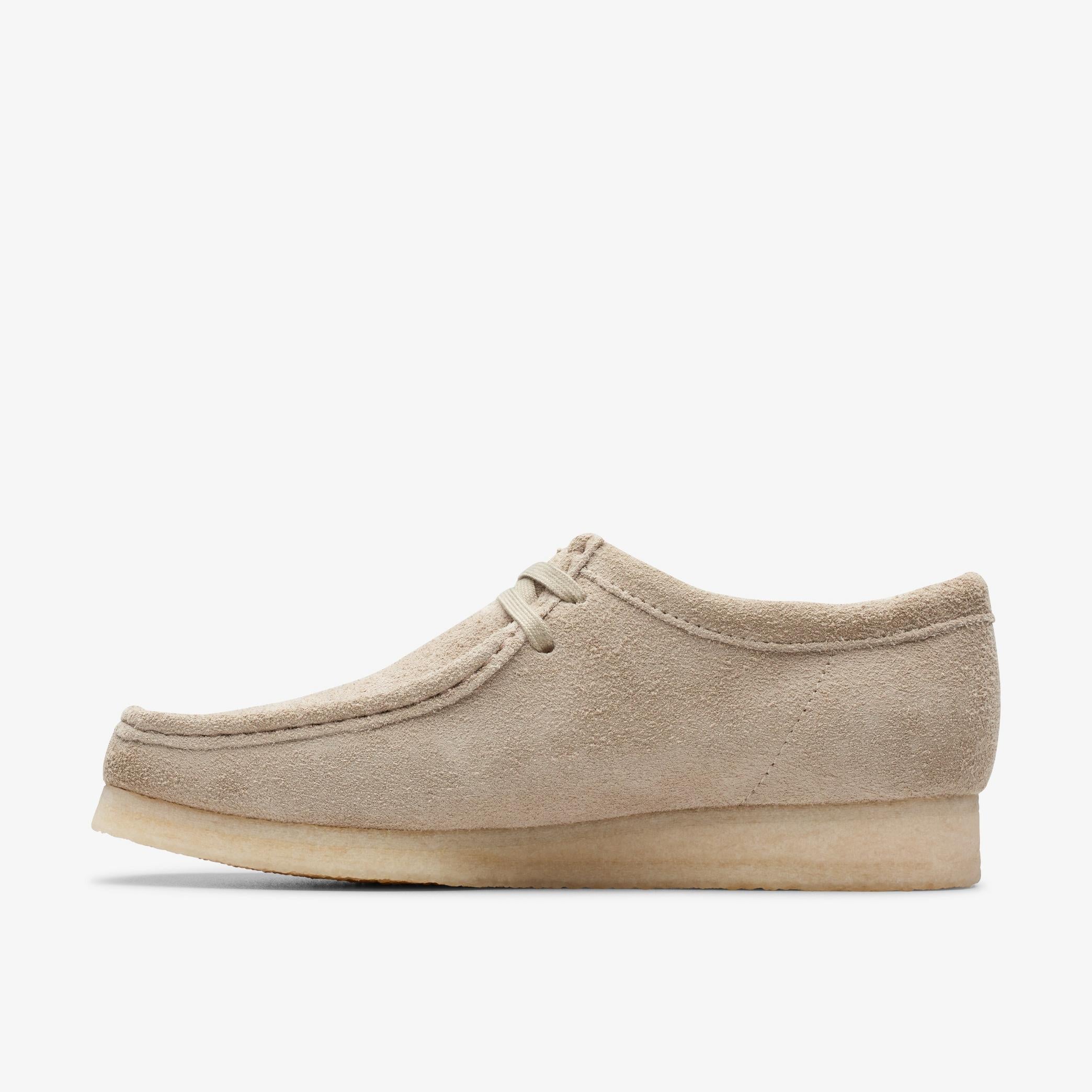 [26175711] Mens CLARKS WALLABEE - PALE GREY