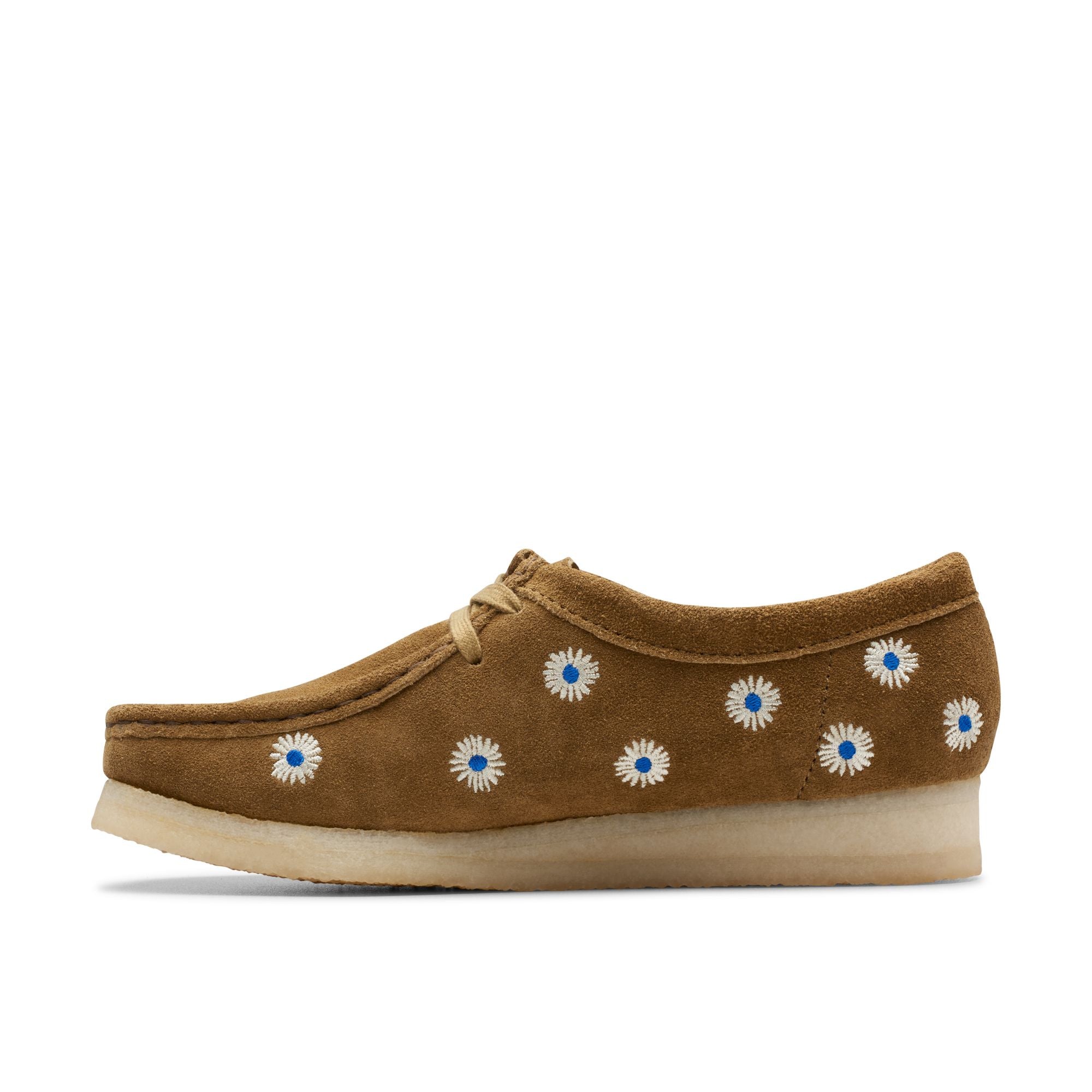 [26176529] WOMENS CLARKS WALLABEE DARK OLIVE EMB