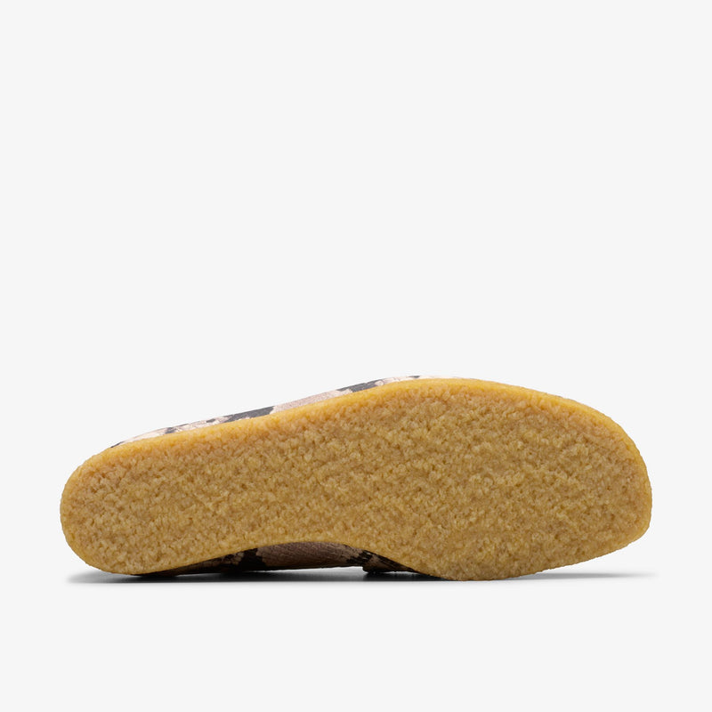[26178222] WOMENS CLARKS WALLABEE LOAFER