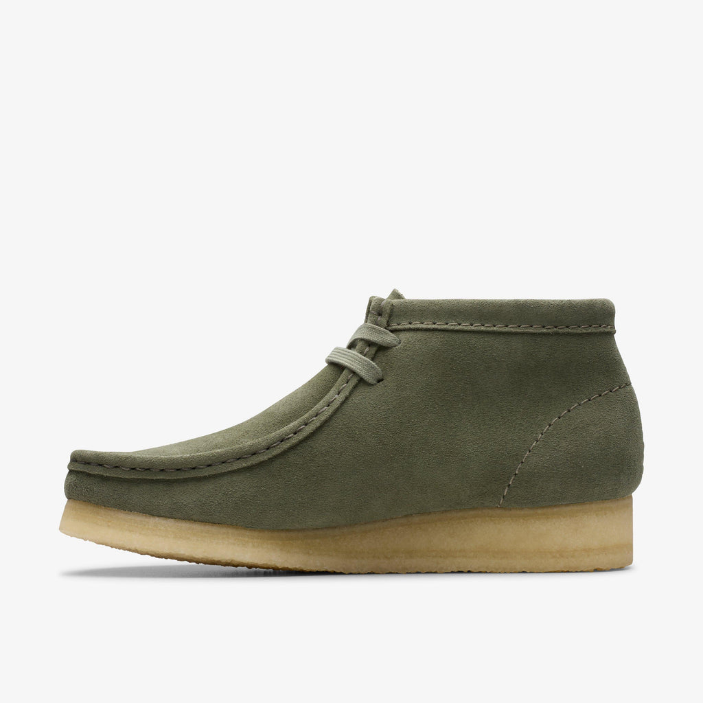 [26179160] WOMENS CLARKS WALLABEE BOOT KHAKI/GREEN SDE
