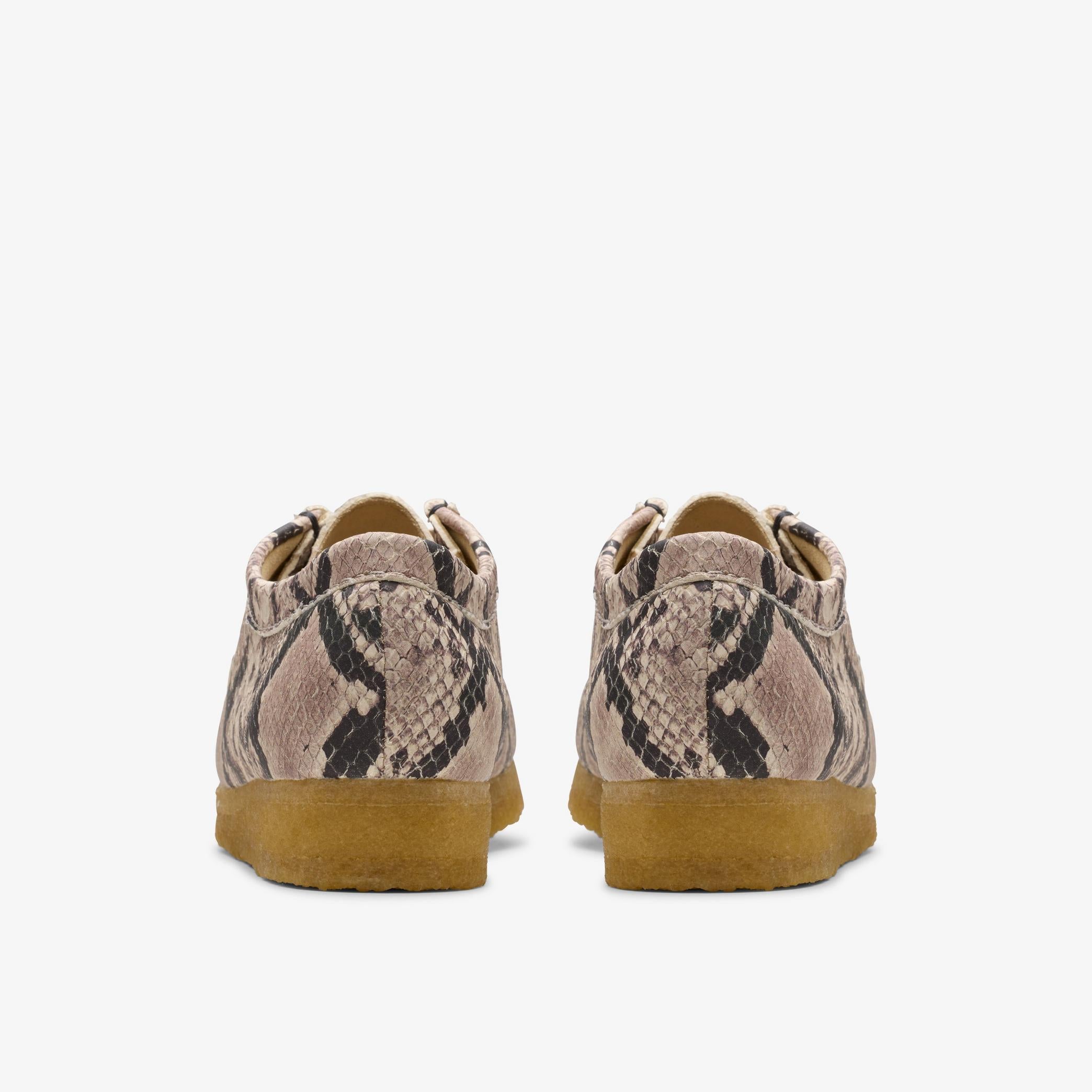 [26179329] WOMENS CLARKS WALLABEE