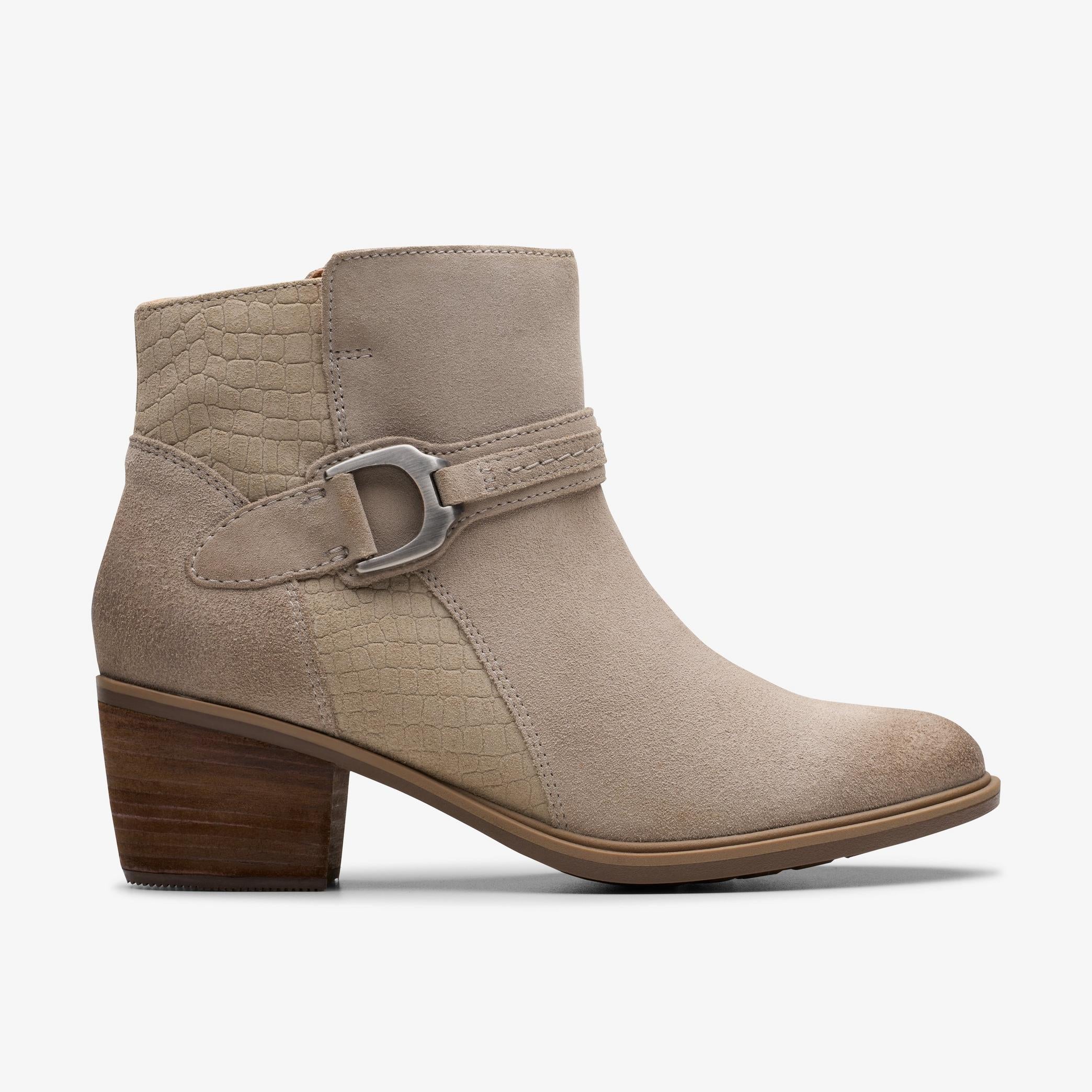 [26179802] WOMENS CLARKS NEVA BUCKLE